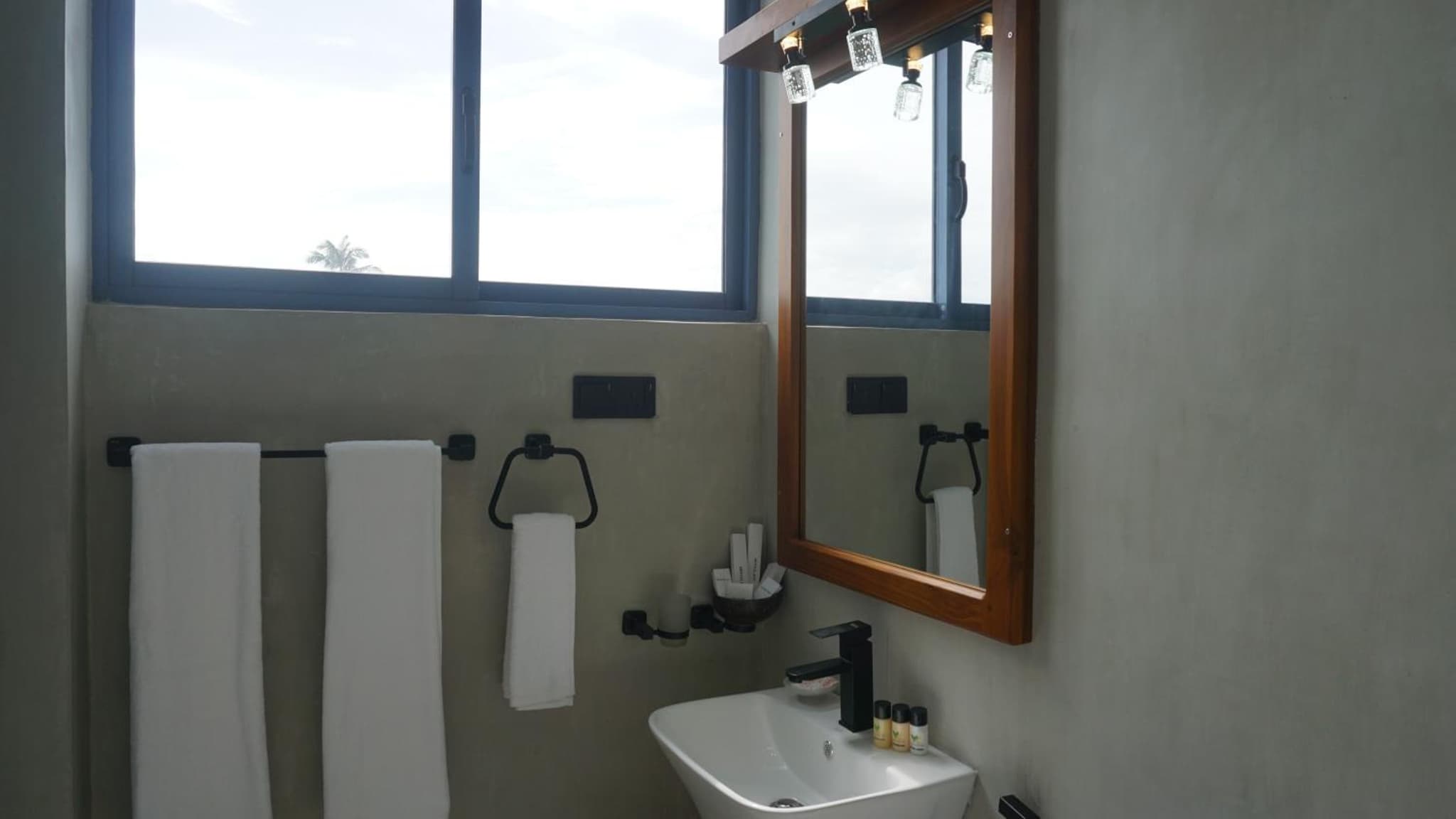 Surf View Resort photo 8