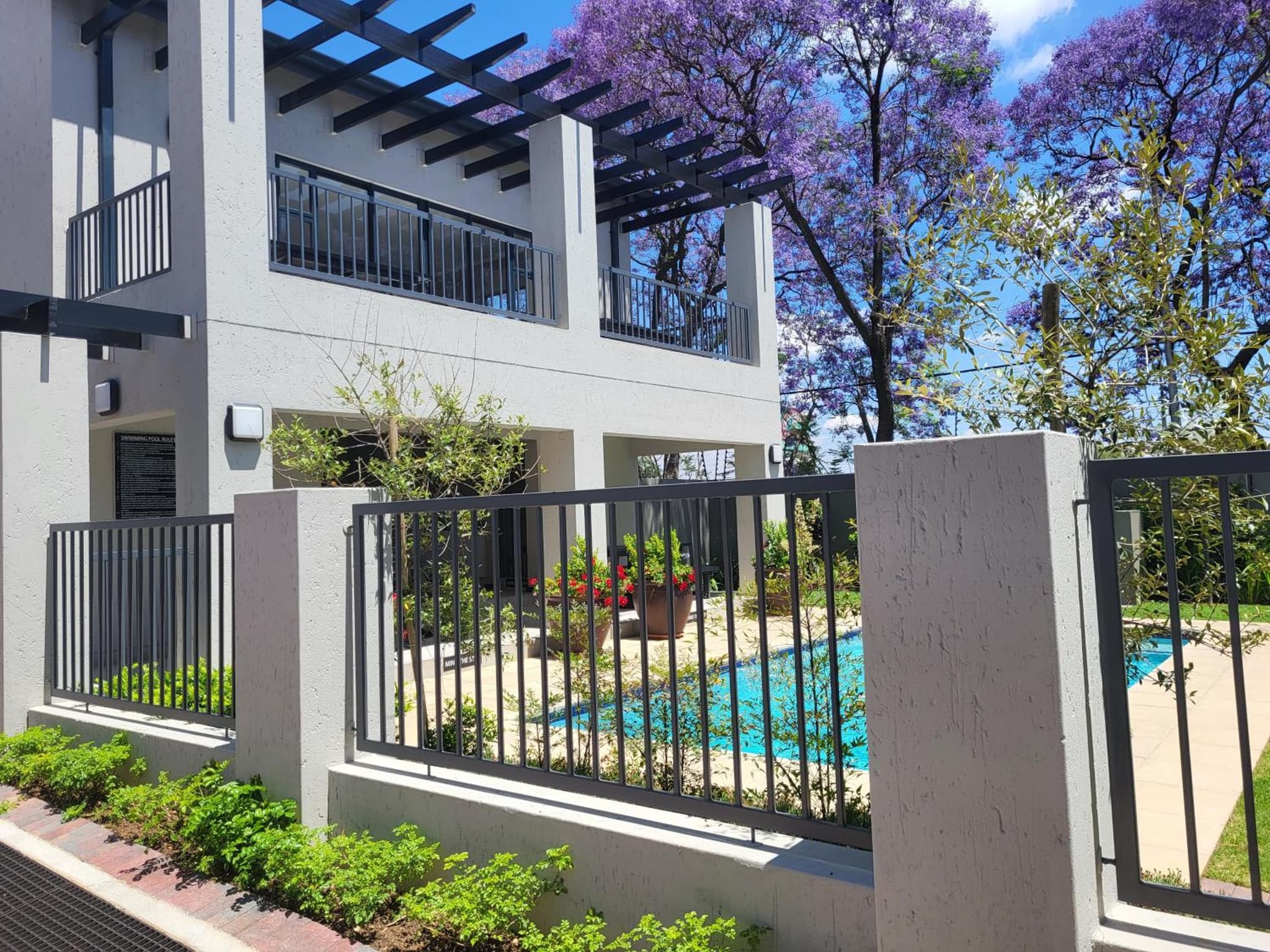 Medon Luxury Suites Bryanston photo 6