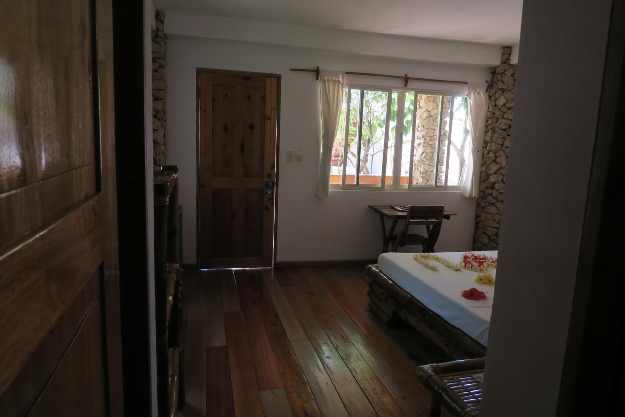 Tepanee Beach Resort photo 7