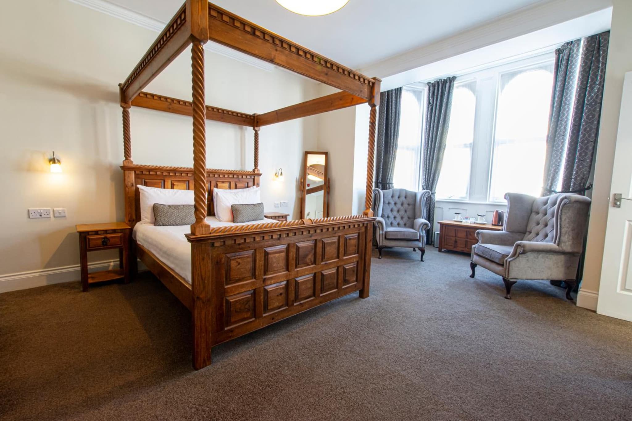 The Grosvenor Plymouth photo 4