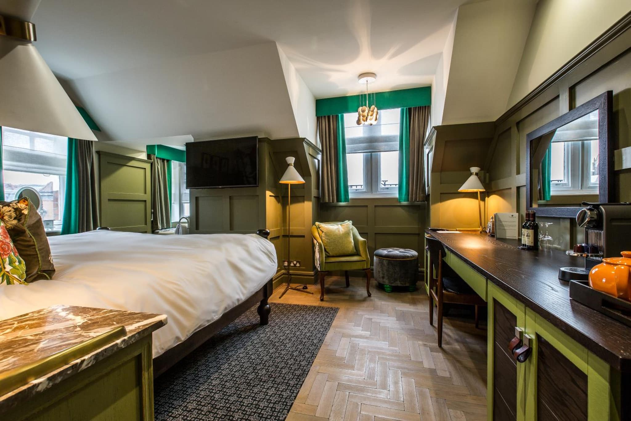 hotel room