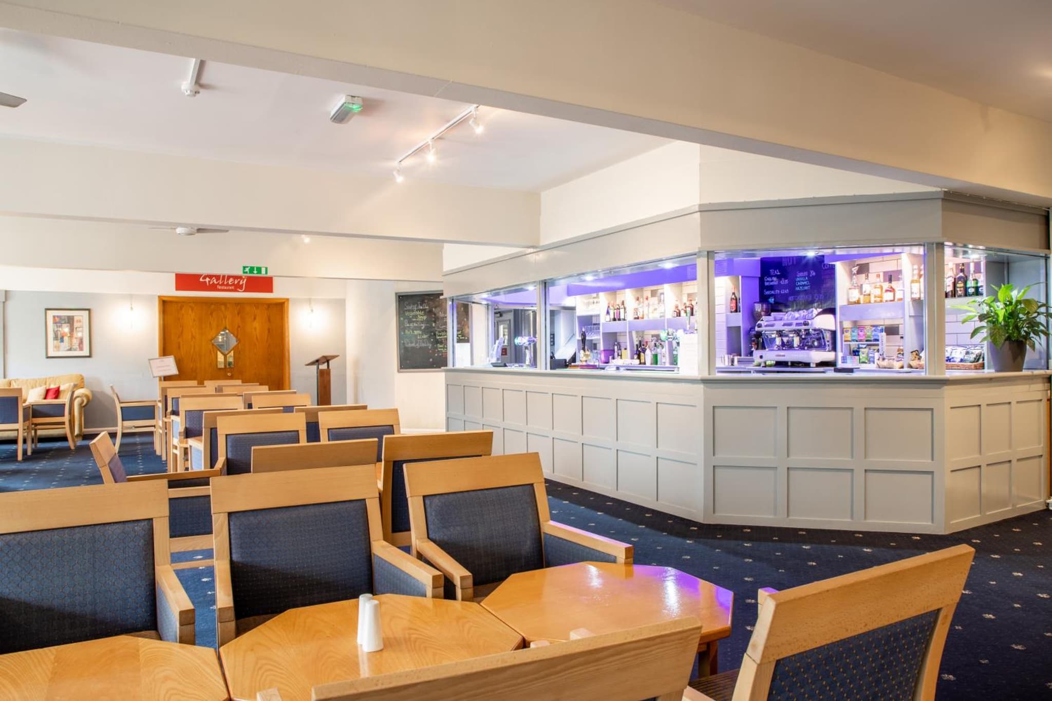 Tiverton Hotel Lounge & Venue photo 3