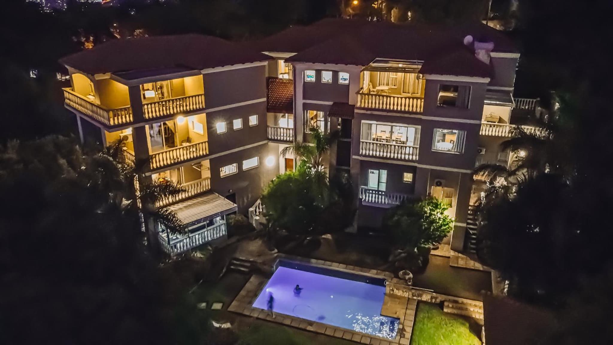 All Seasons Boutique Hotel - Sustainable Electricity and Water