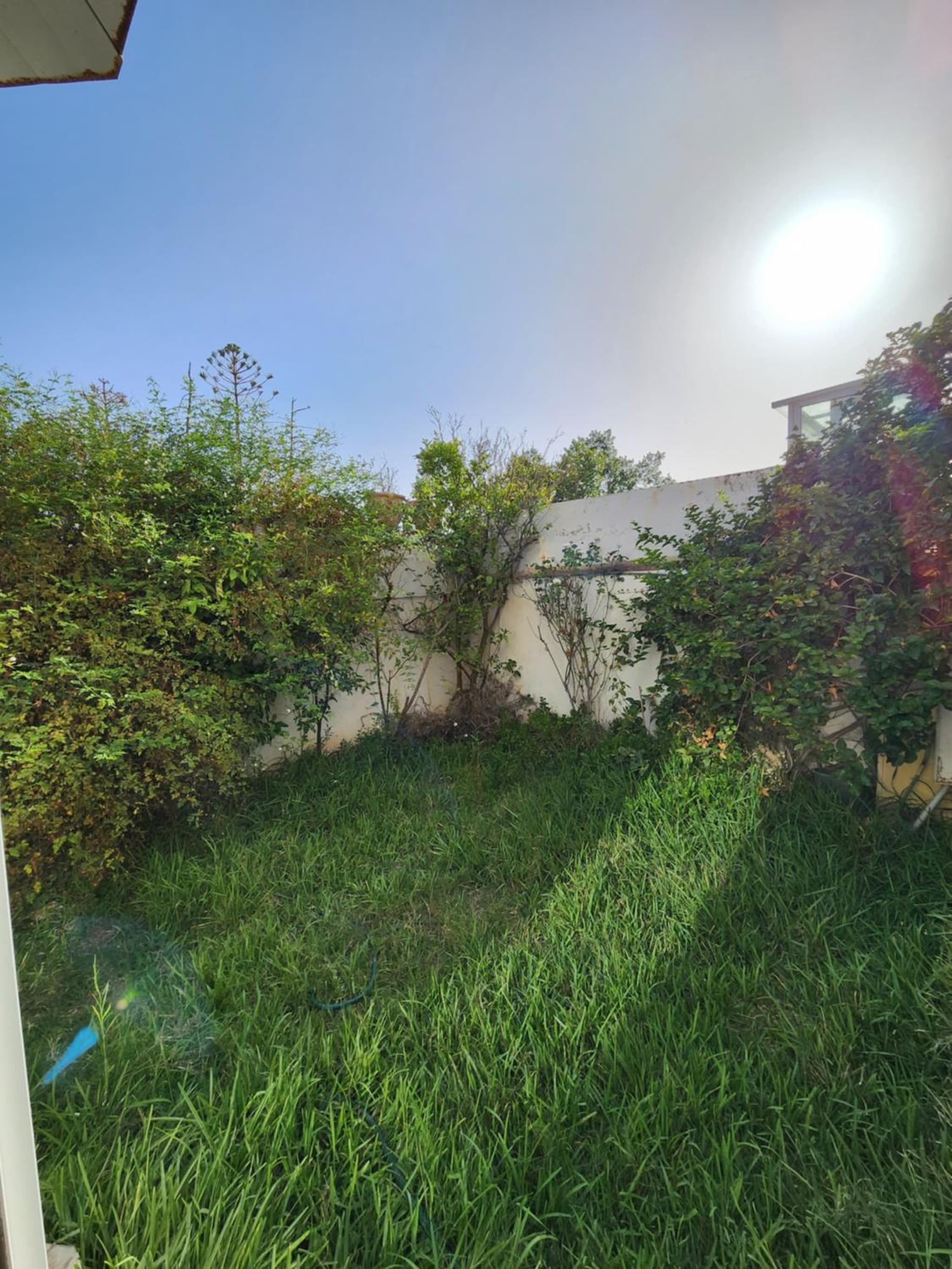 Duplex bien equipe securise avec jardin et veranda photo 2