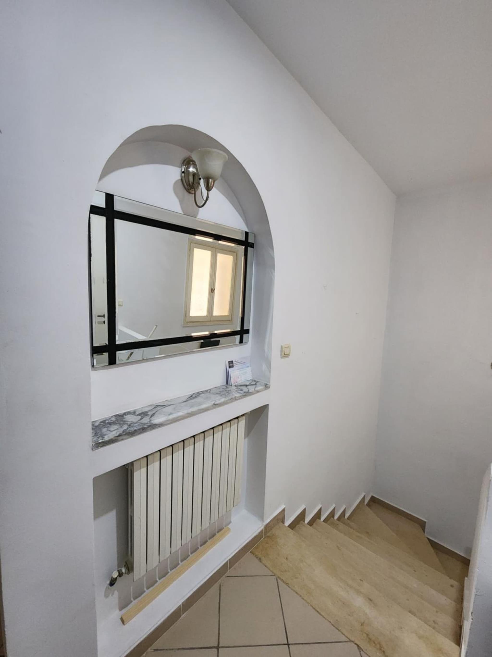 Duplex bien equipe securise avec jardin et veranda photo 7