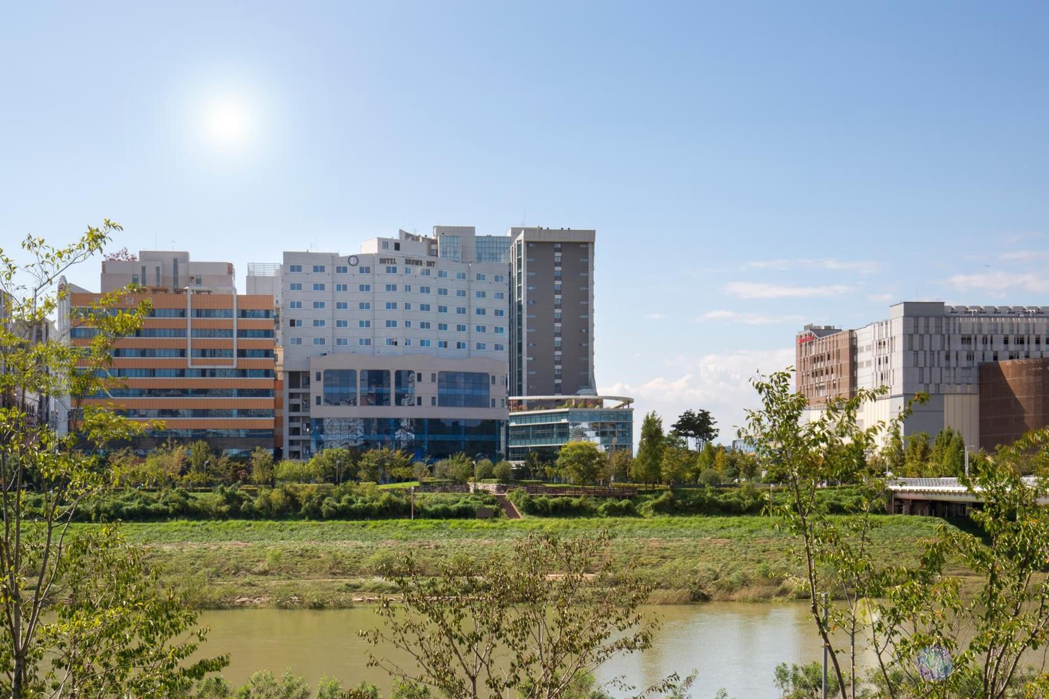 Brown Dot Hotel Jinju photo 3