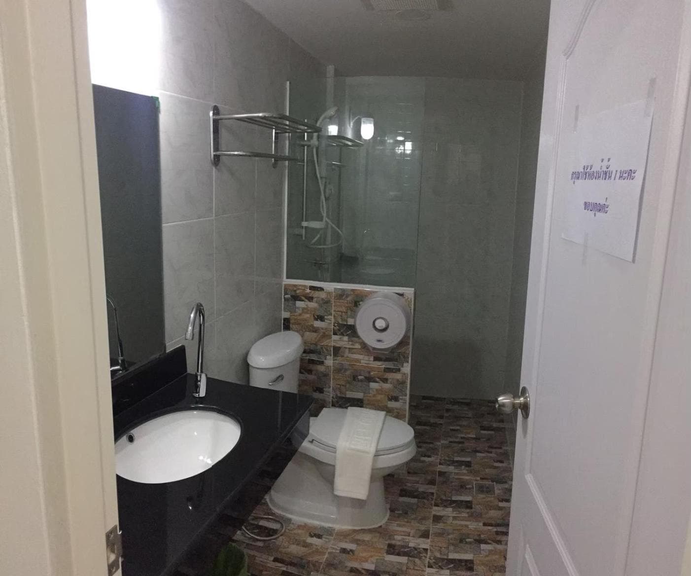 Gusto House photo 6
