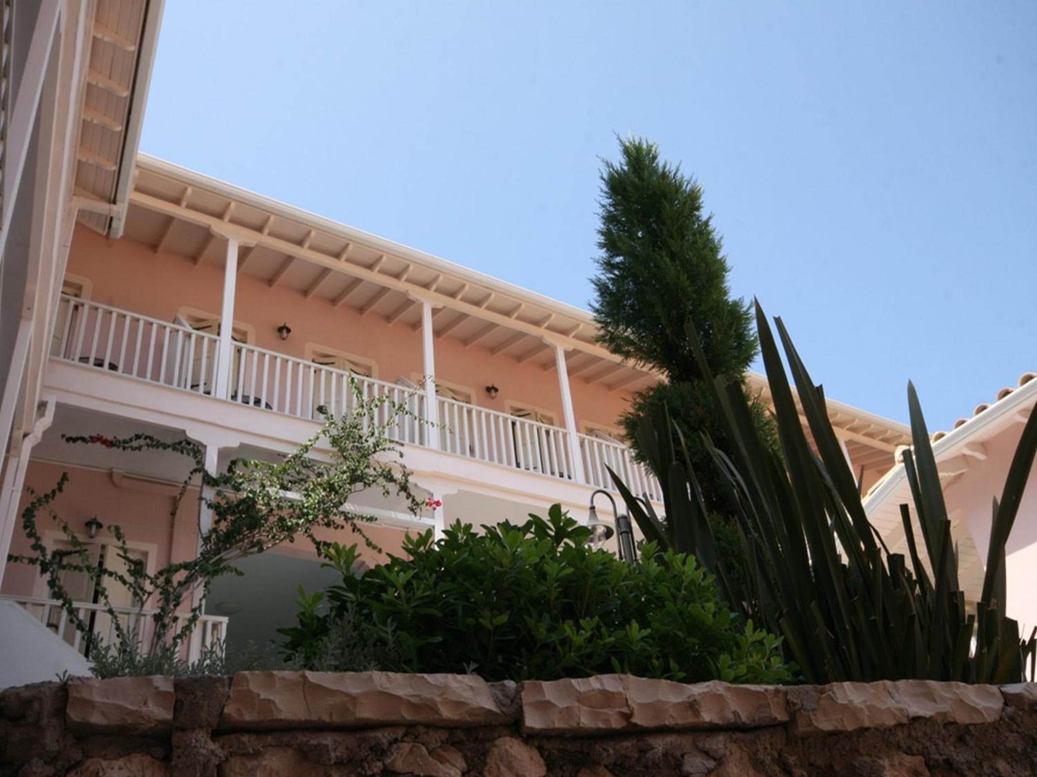 Ionis Hotel photo 5