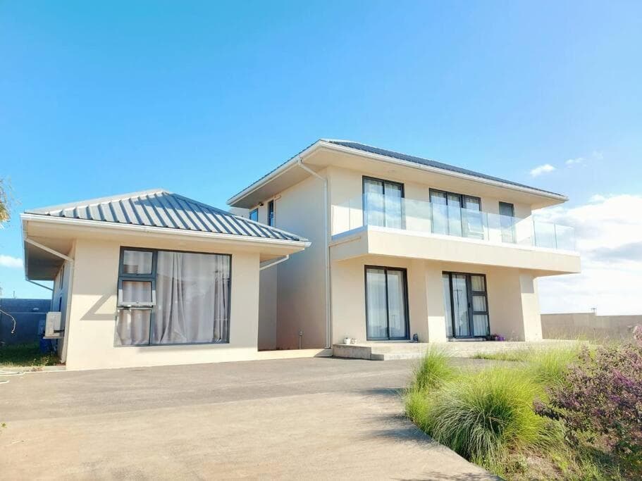 Ocean Views & Stunning Sunsets 1st-Floor Villa photo 7