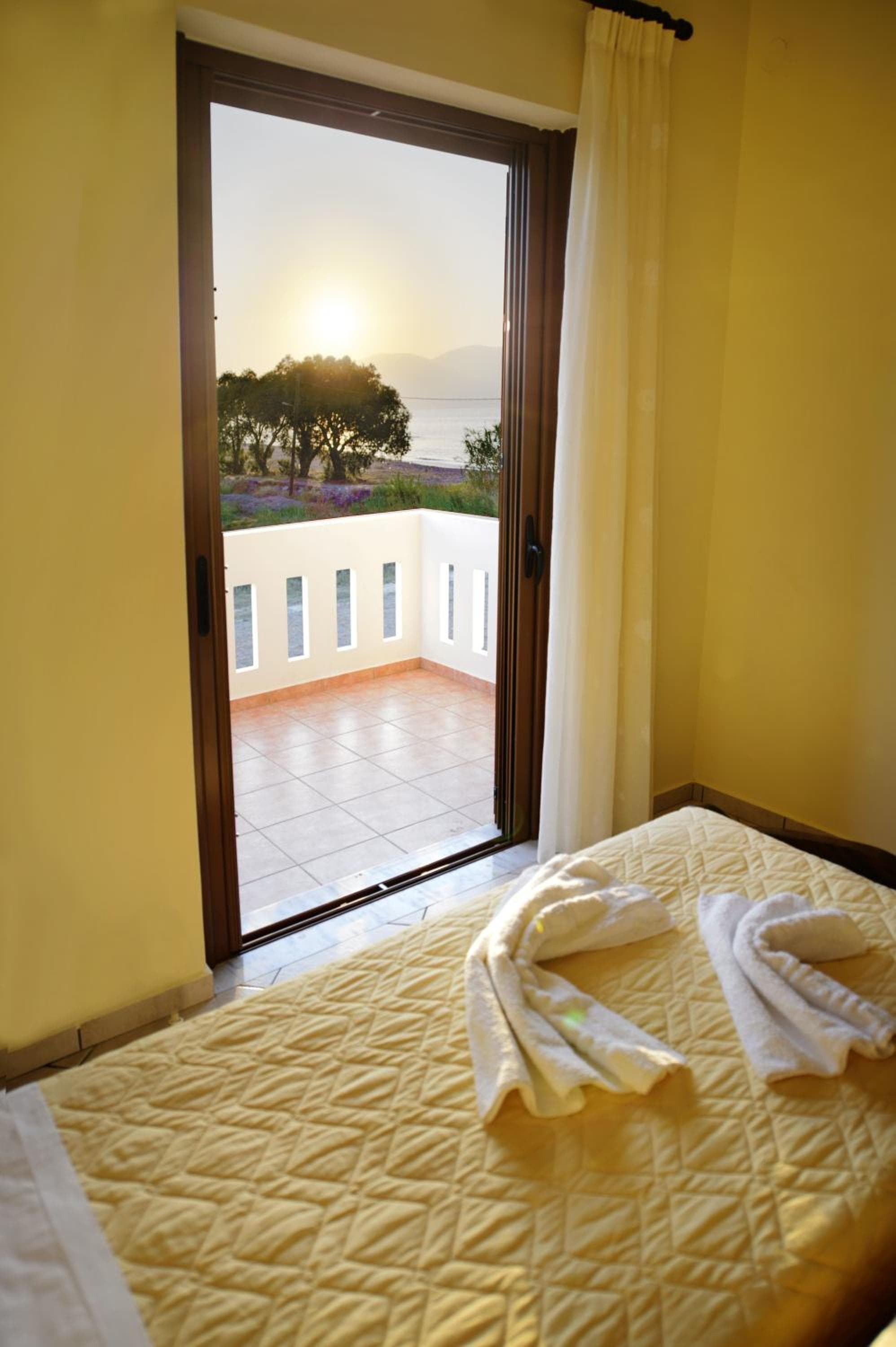 Niriides Apartments photo 2
