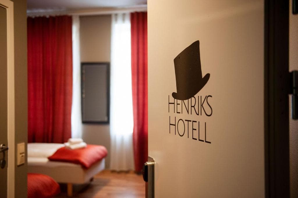 Henriks Hotell photo 8