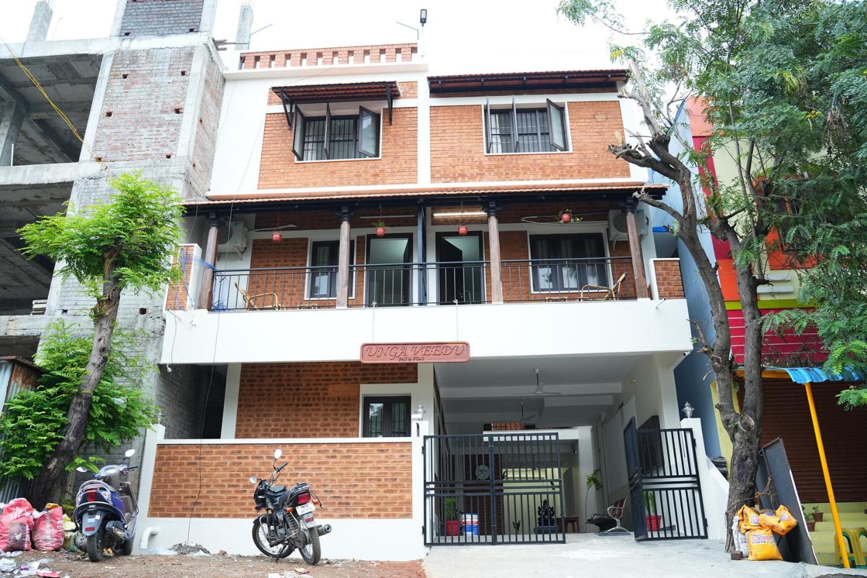 UNGA VEEDU PAY AND STAY