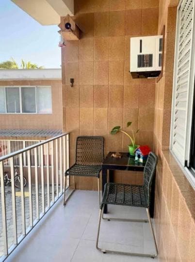 Lindo Flat em Cambury