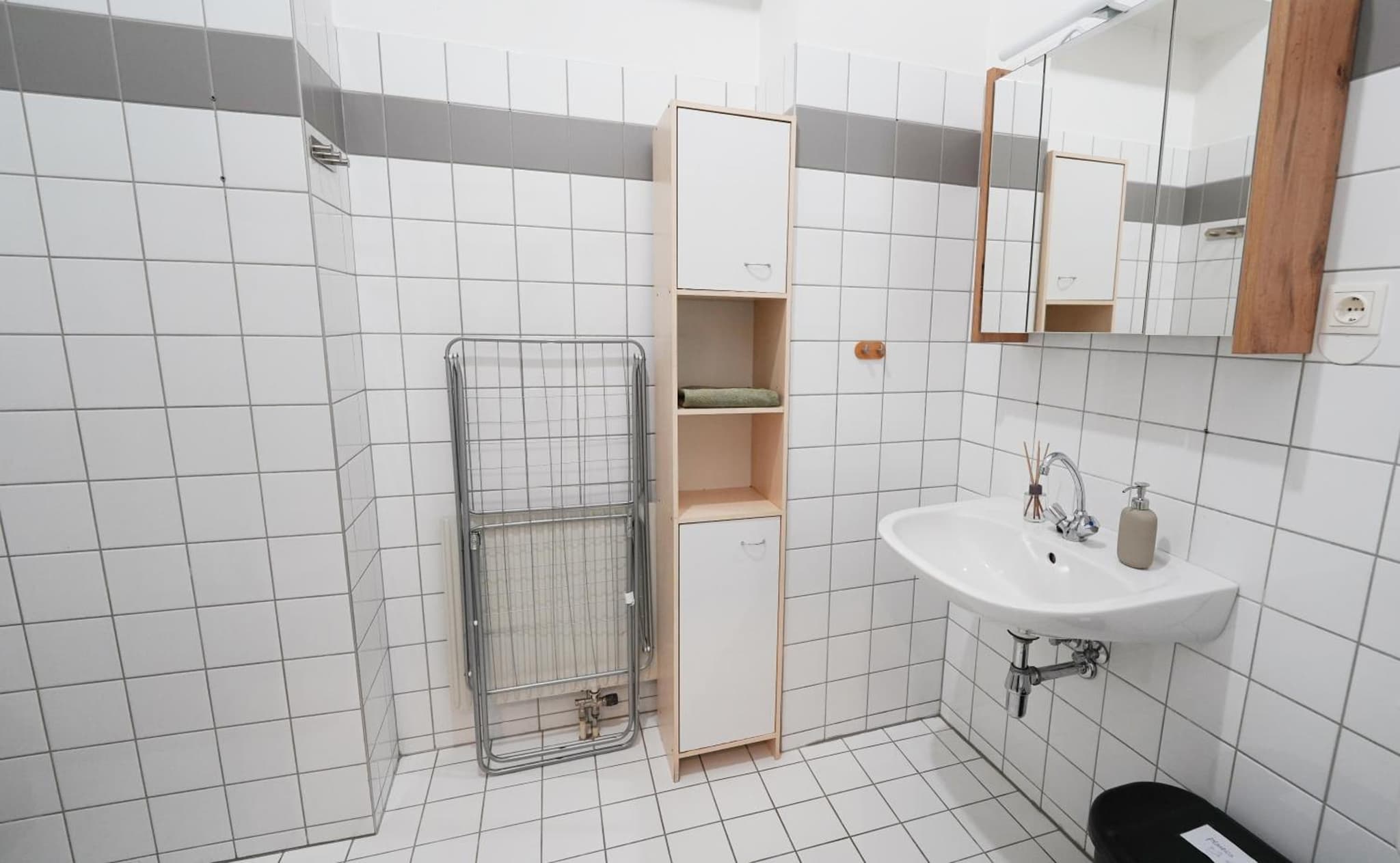CozyNite Premium Apartment Hernals 1 photo 5