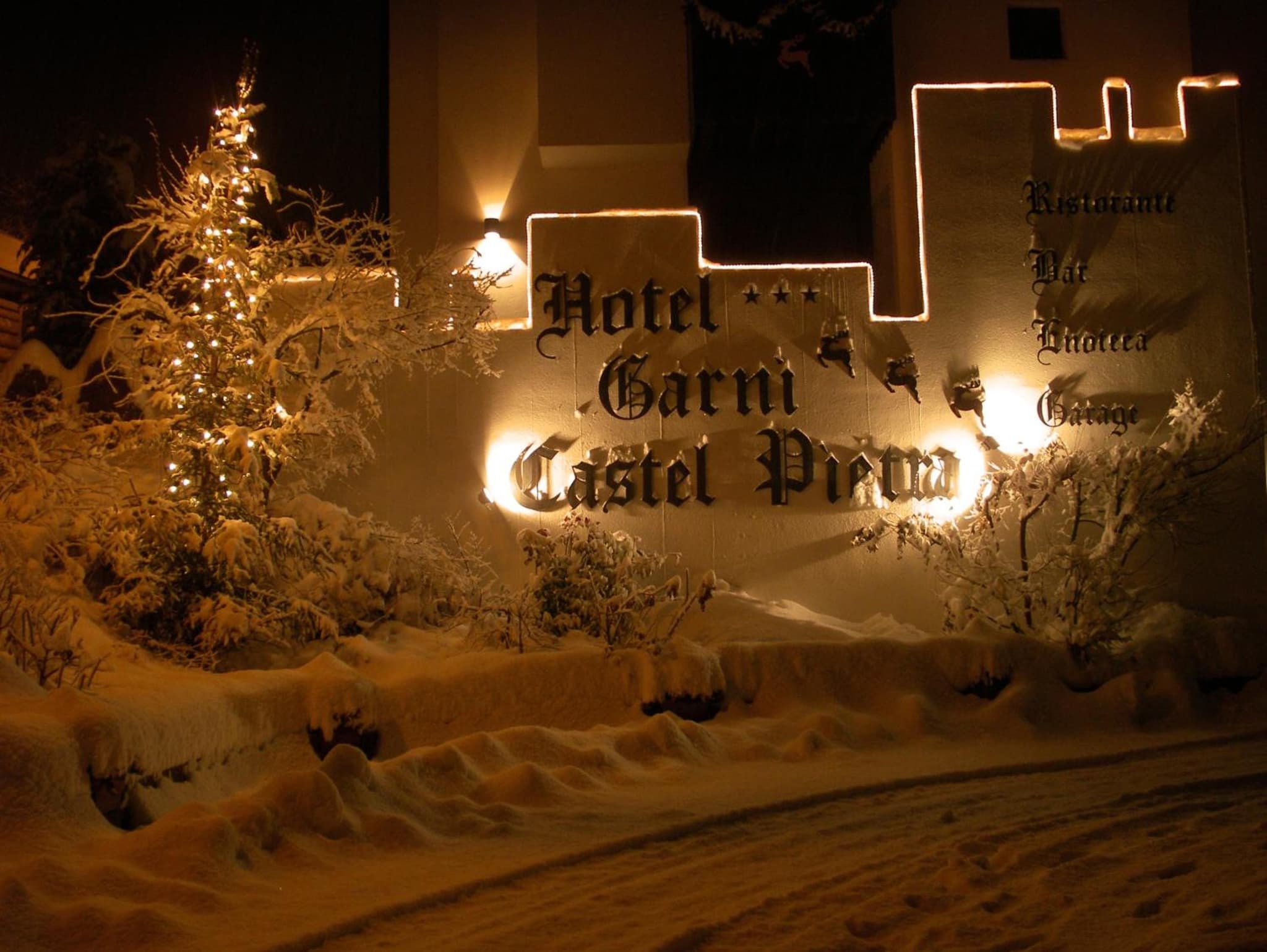 Hotel Castel Pietra photo 9