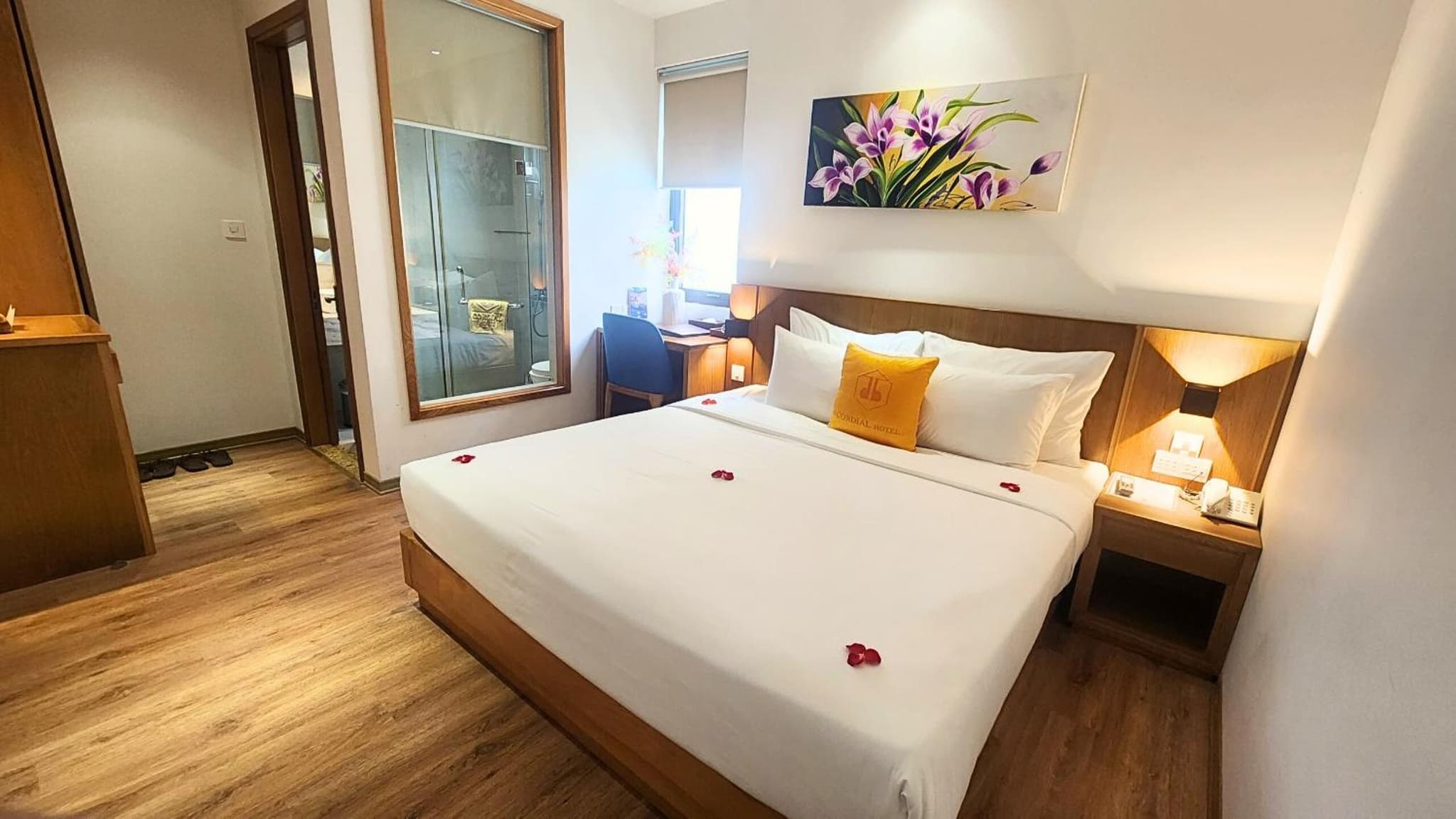 Cordial Beach Hotel Da Nang photo 7