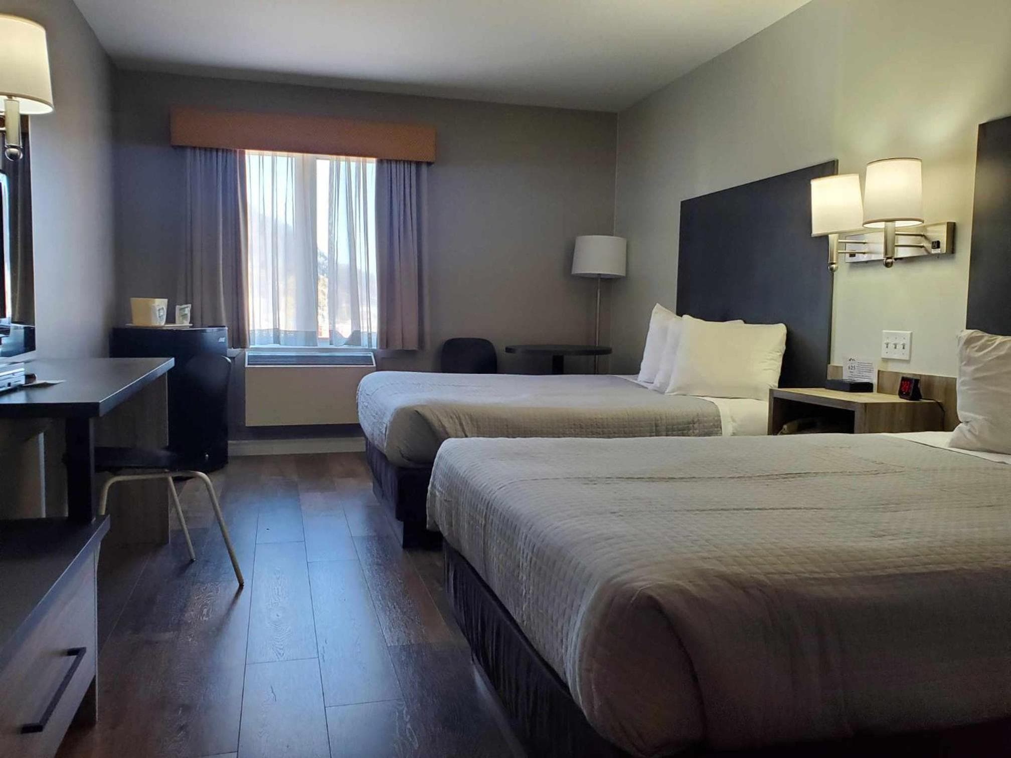 Hôtel le 625 photo 3