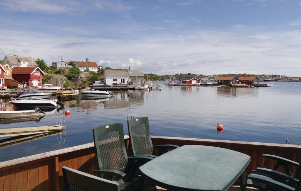 Ferie på bryggekanten i Kristiansand, Flekkerøy, Båtutleie i sommerhalvåret