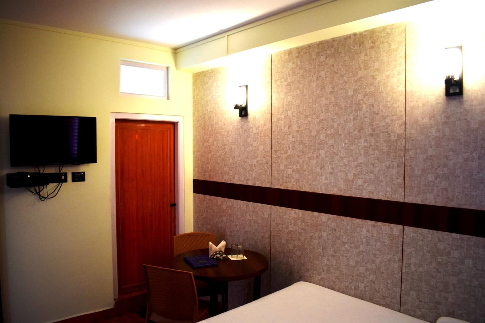 LILY GUEST HOUSE photo 2