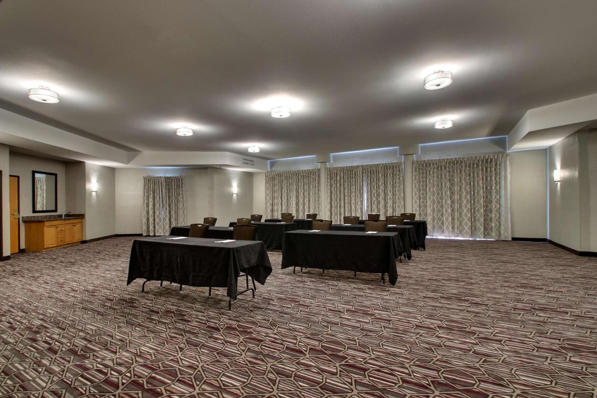 Drury Inn & Suites Albuquerque North photo 9
