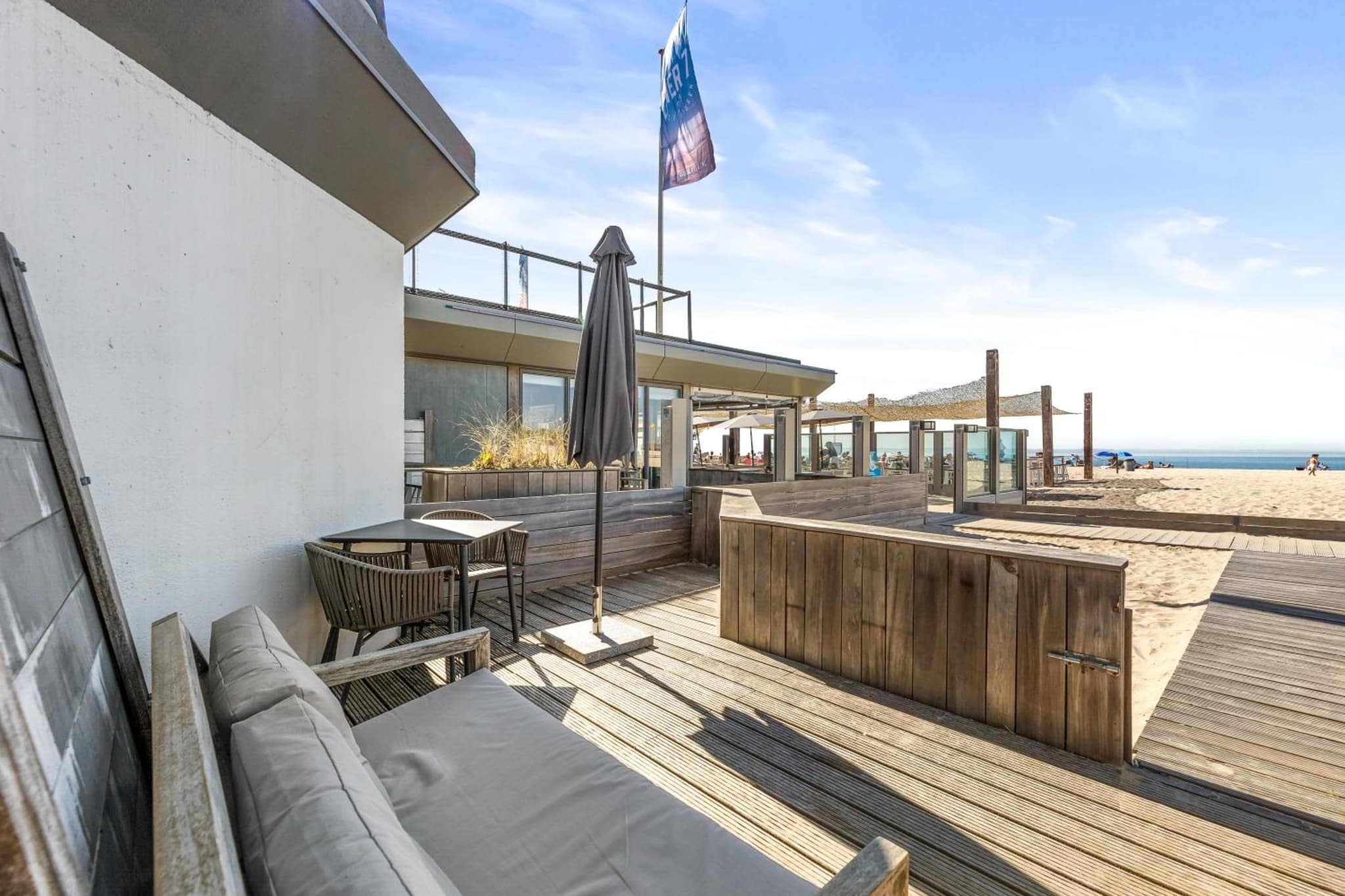 Beachrooms Pier 7 photo 3