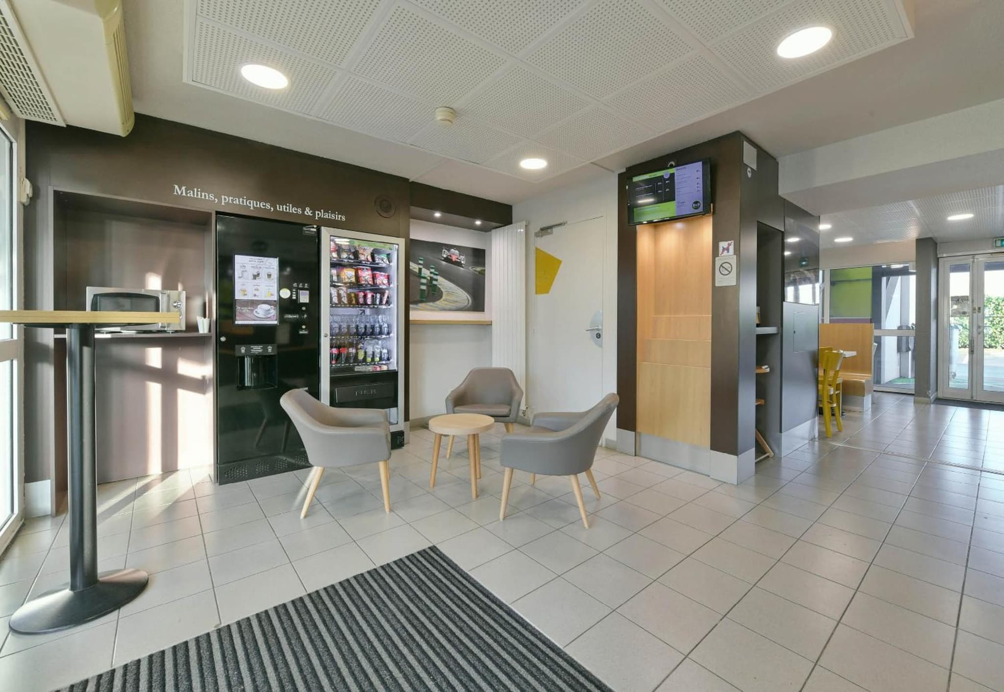 hotel reception