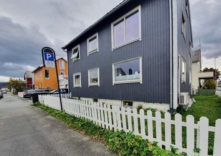 Koselig rom med stue i Bodø sentrum