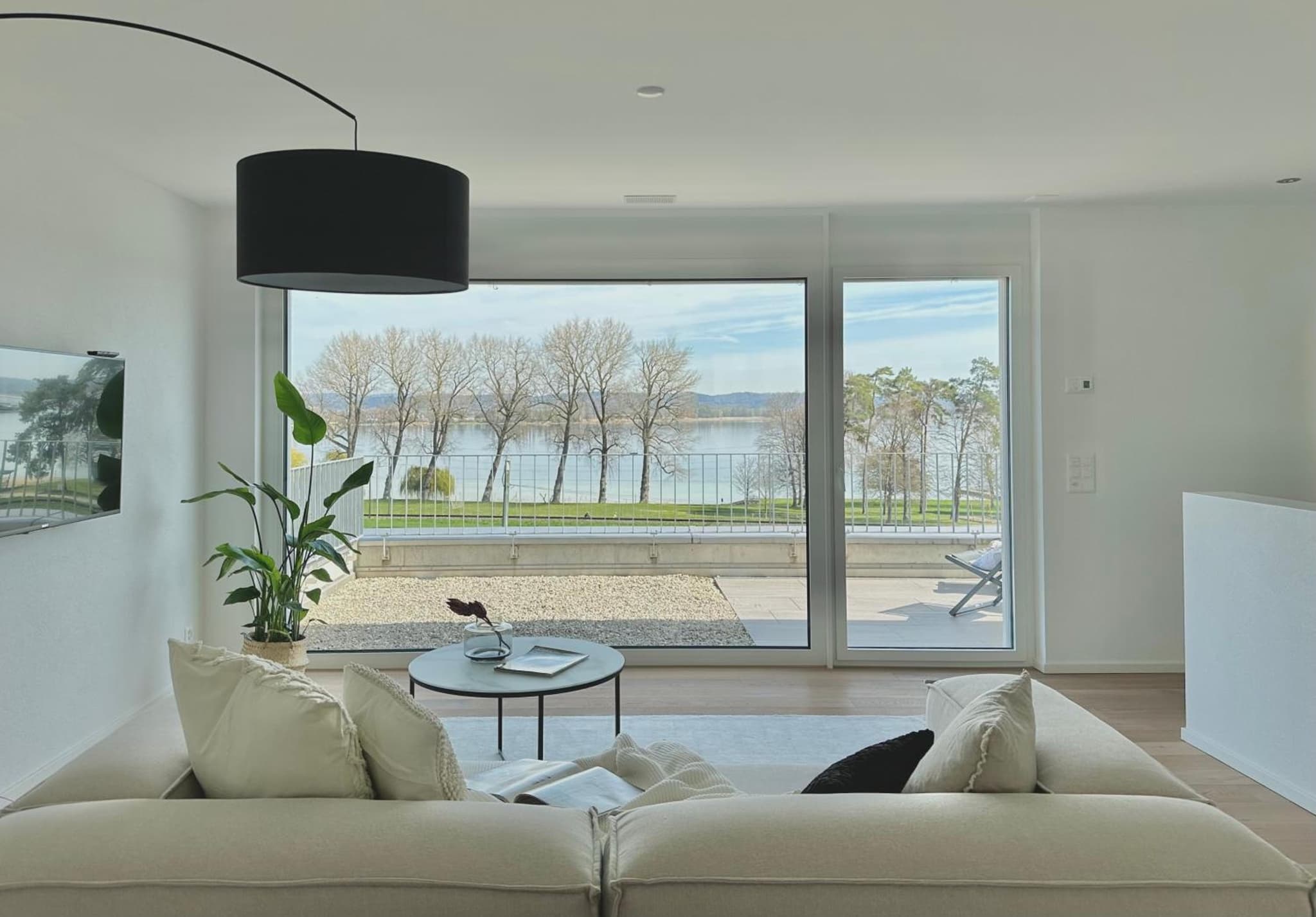 Stylisches Ferienhaus bis 6 Gäste mit einzigartigem Seepanorama