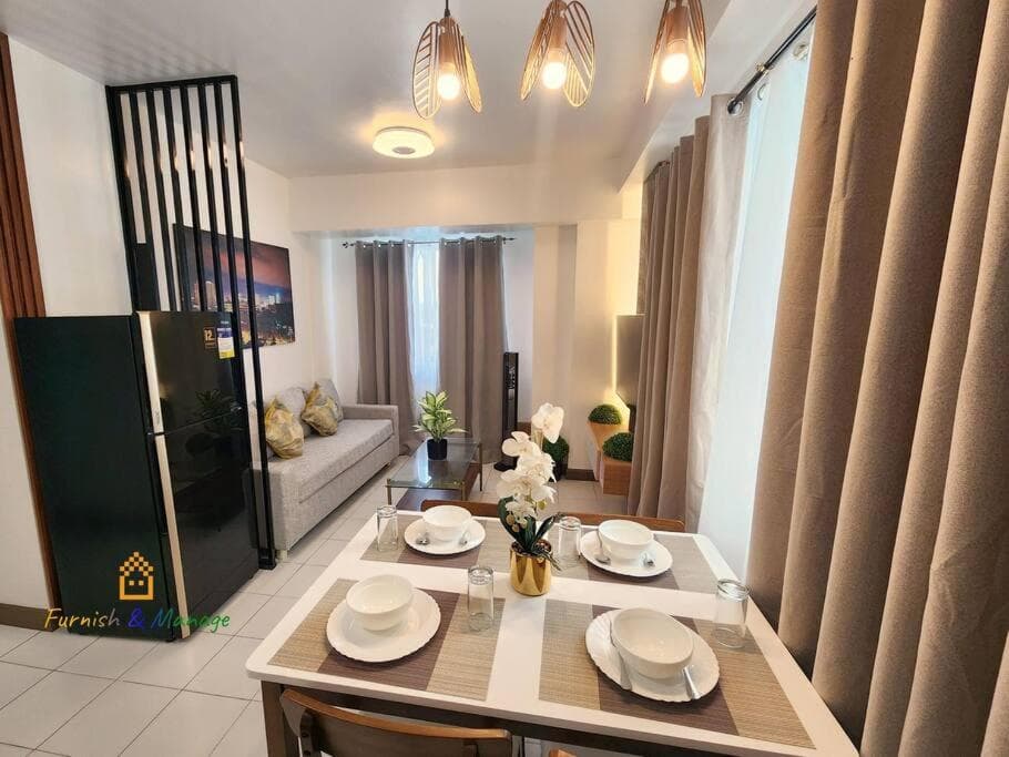 3 Bedroom Corner Panoramic View