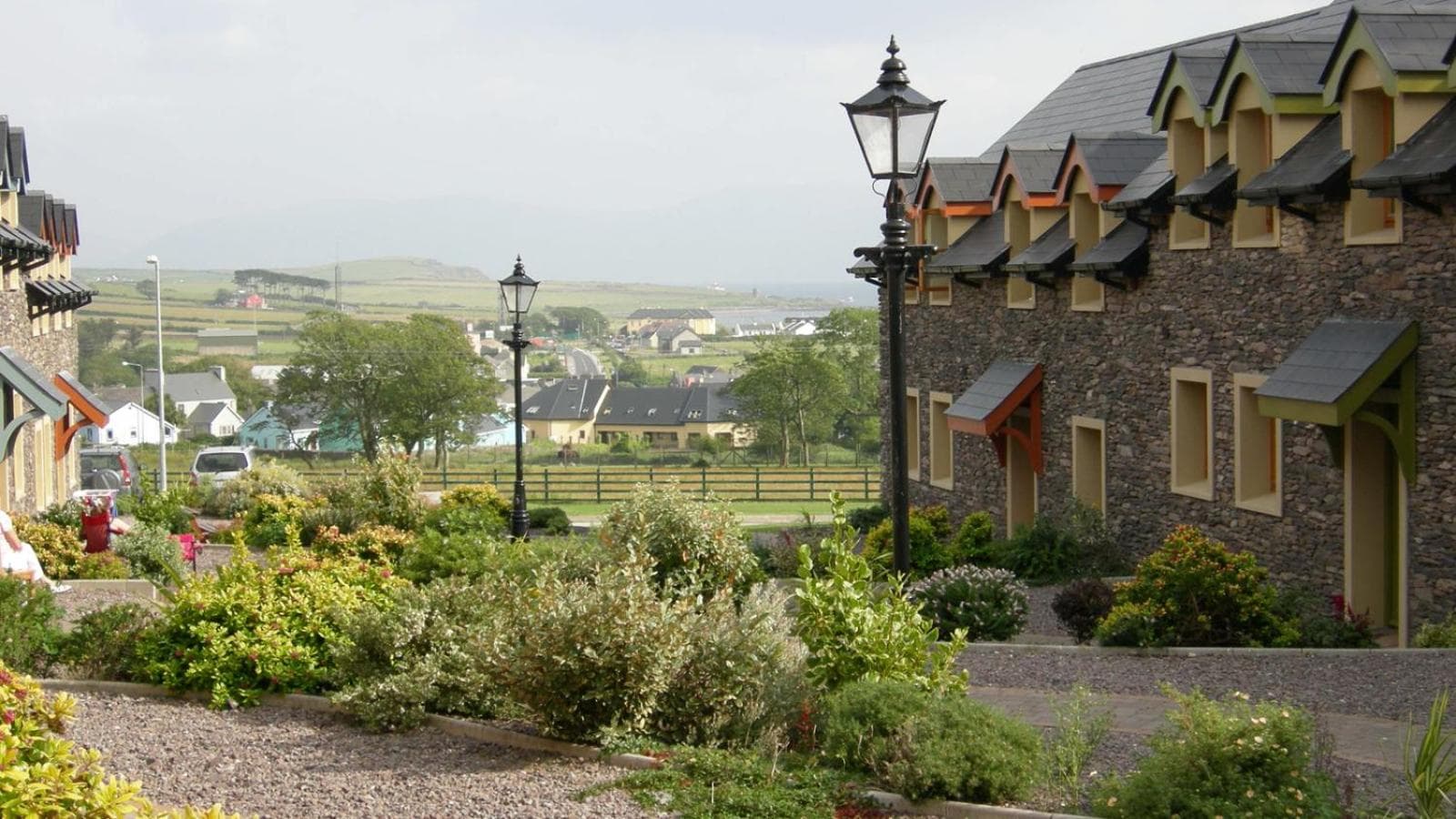 Dingle Courtyard Cottages 2 Bed Sleeps 4 photo 5