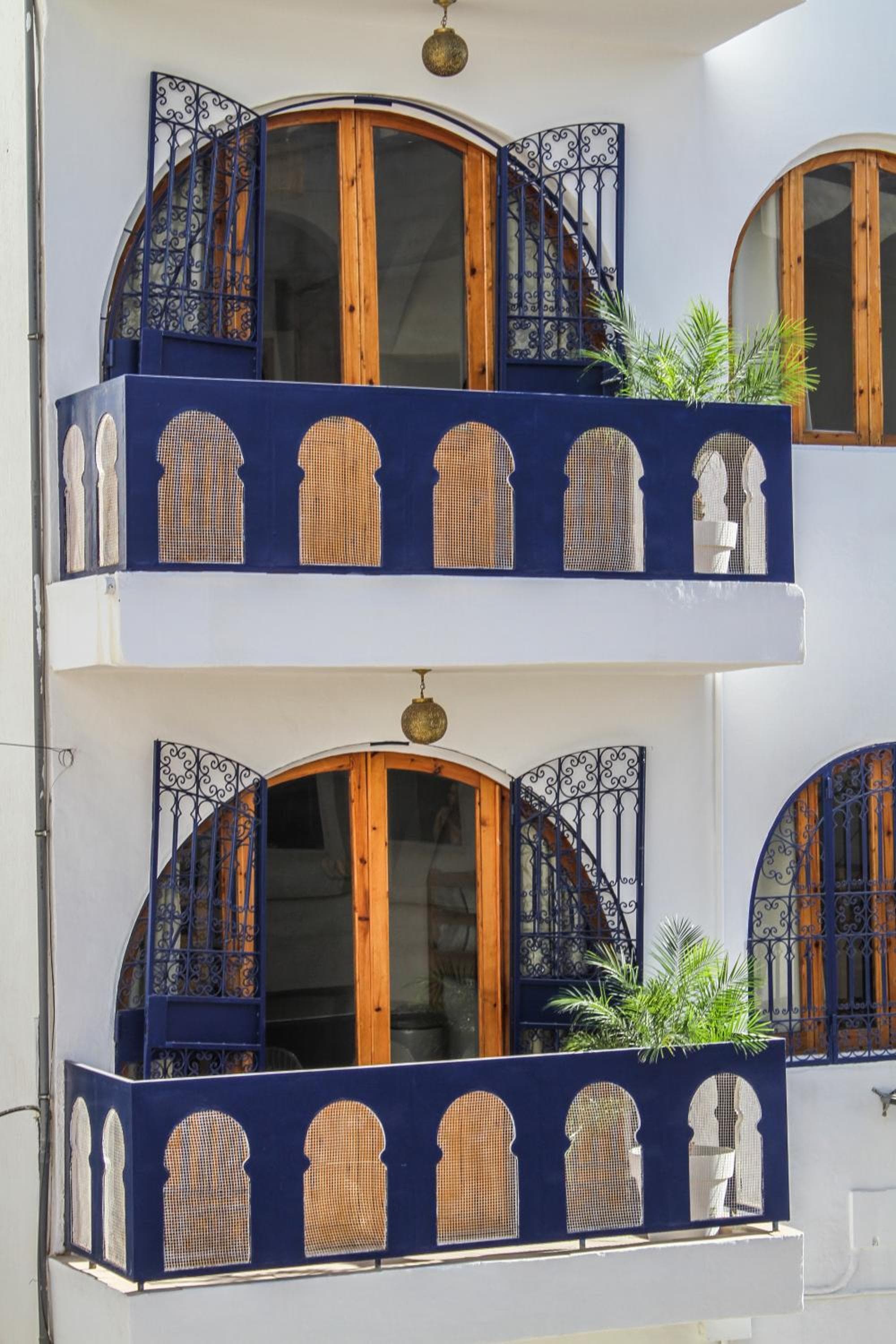MAKTUB SURF HOUSE