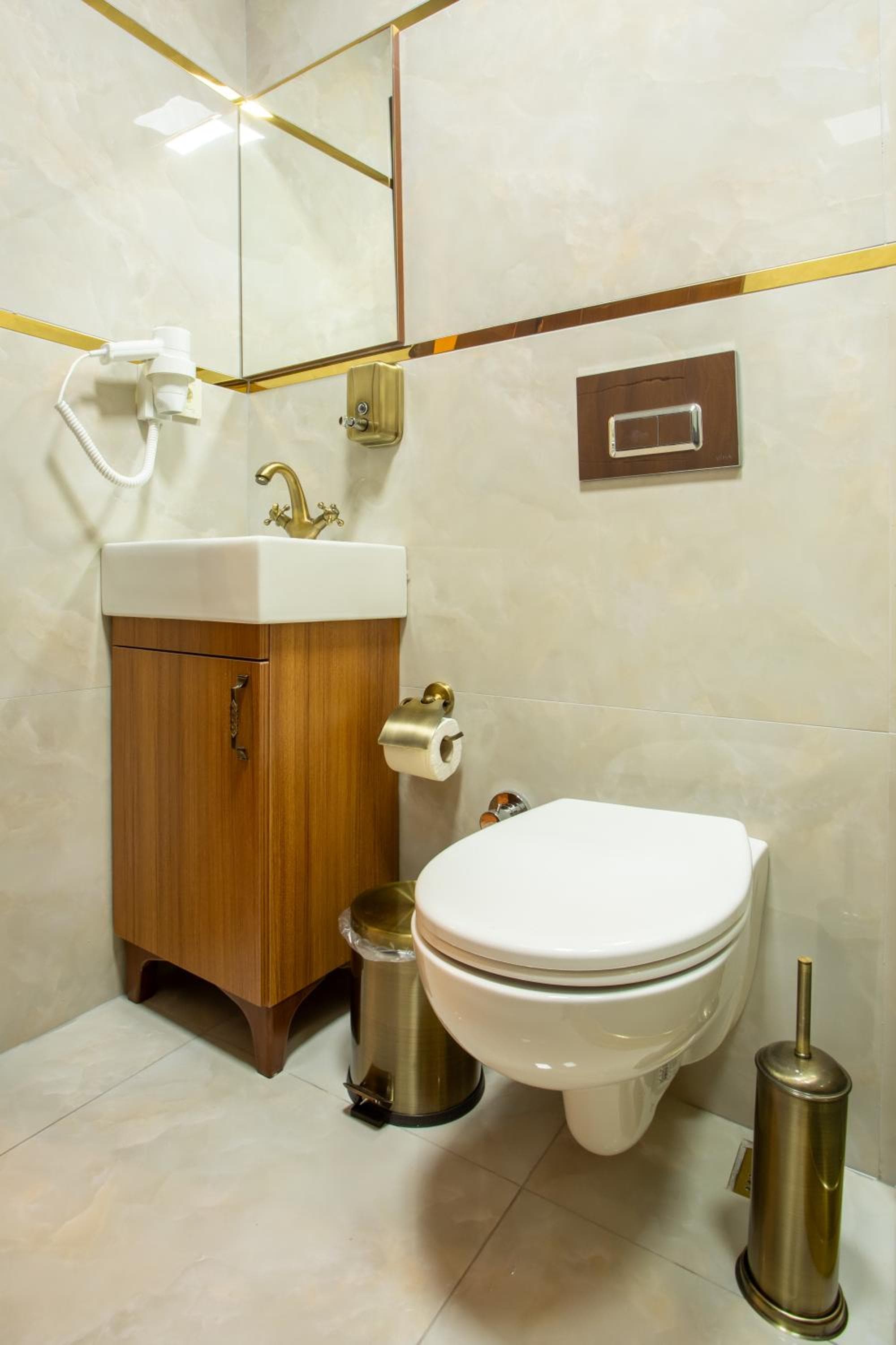 Sayina Hotel photo 5
