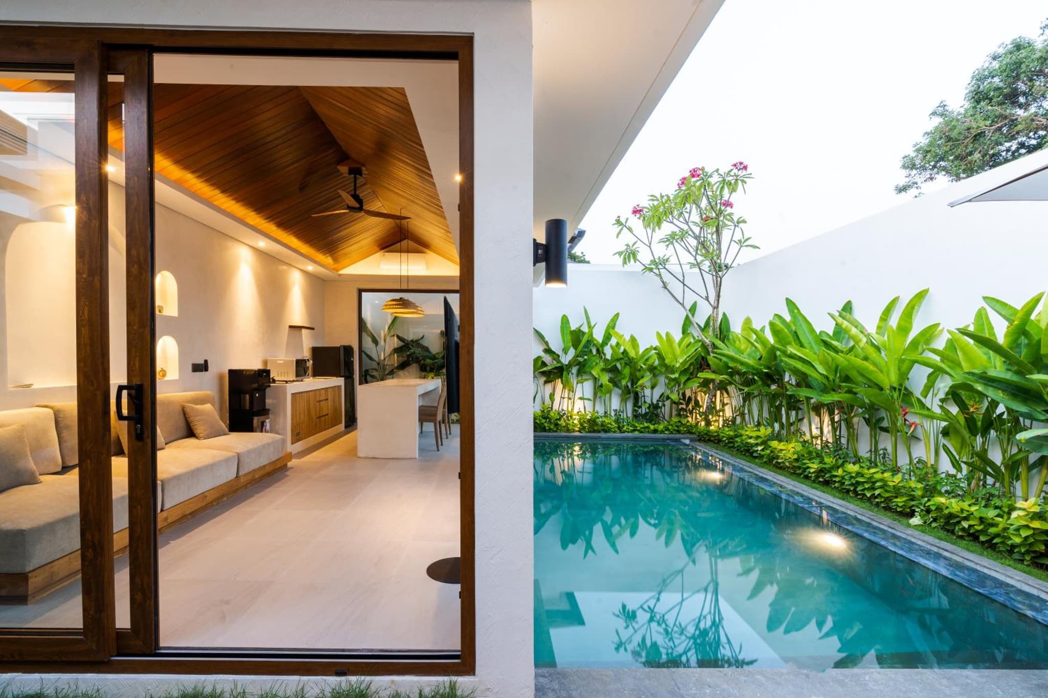 J4 Villas Sanur photo 7