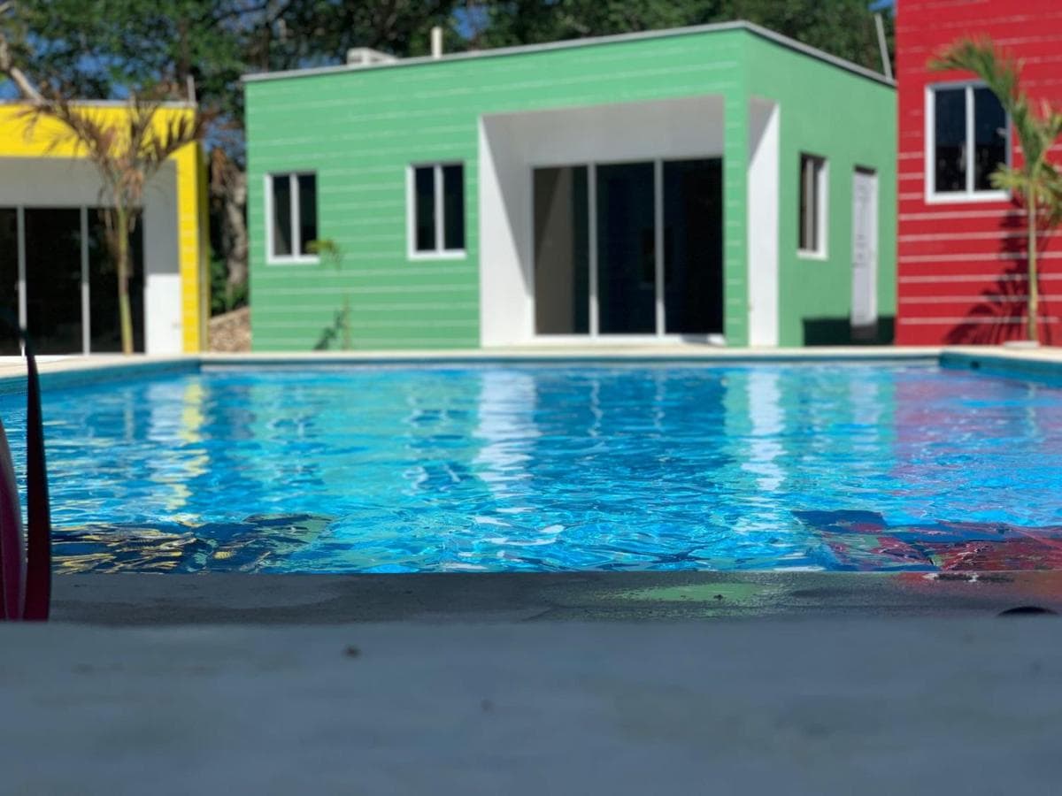 swimming pool