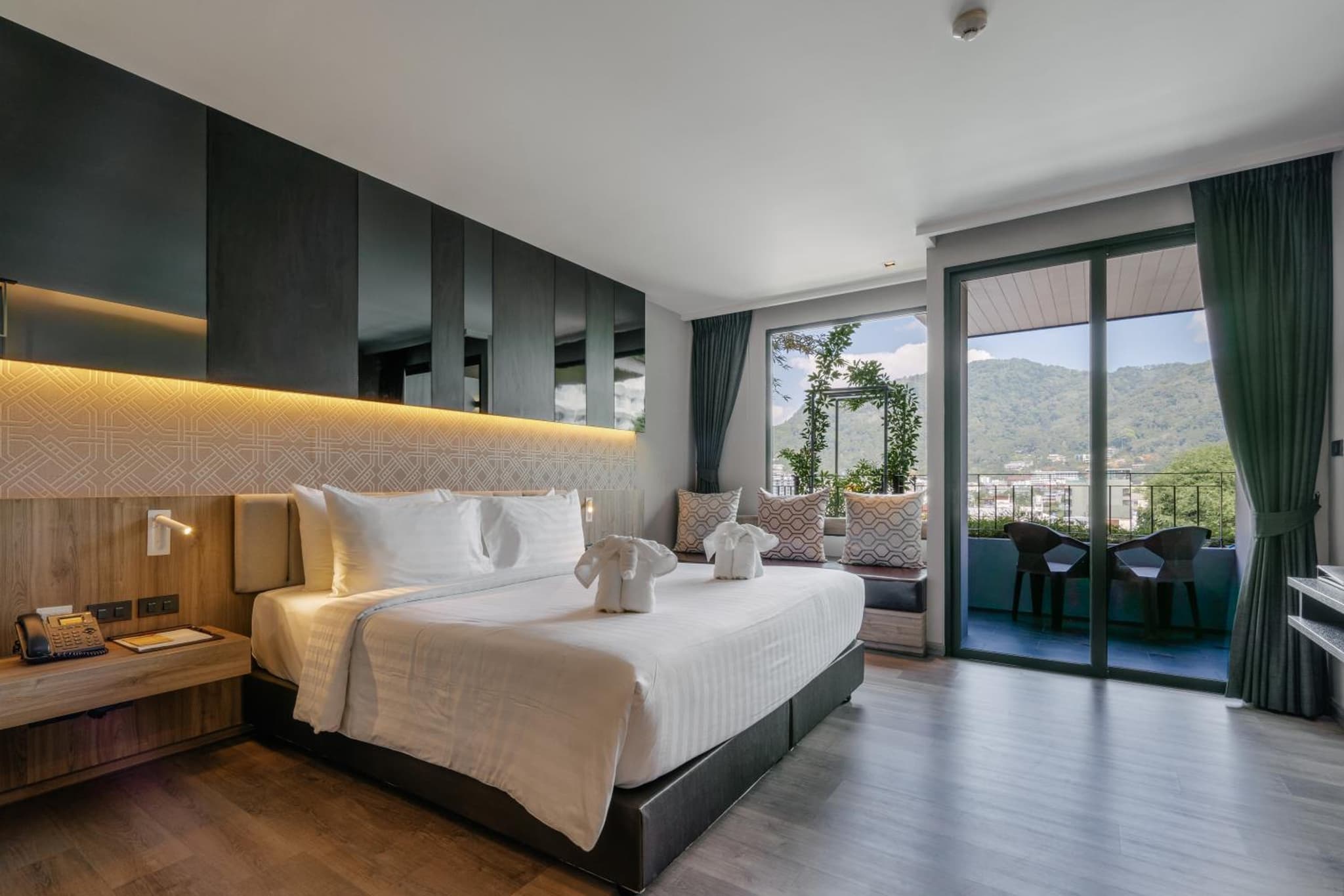 Rak Elegant Hotel Patong photo 5