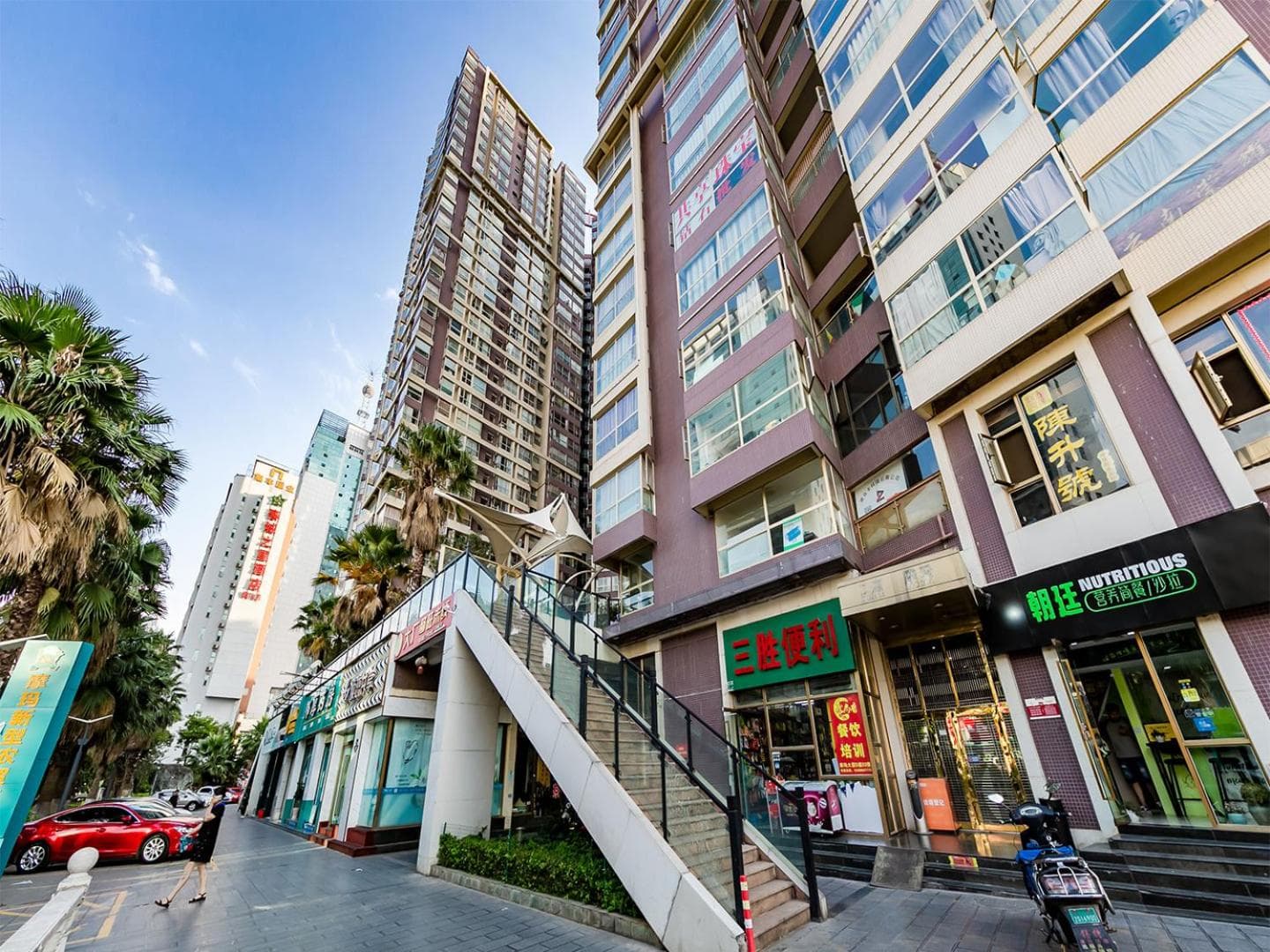 Annie Apartment - only 120 metres from Metro Line 2 Exit B of Chuanxingulou