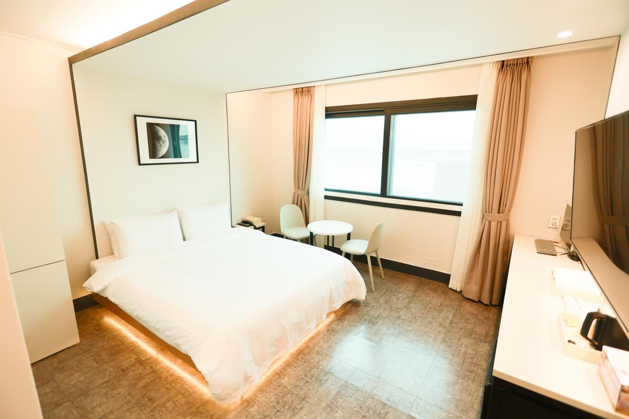 Hotel Myeongji photo 6
