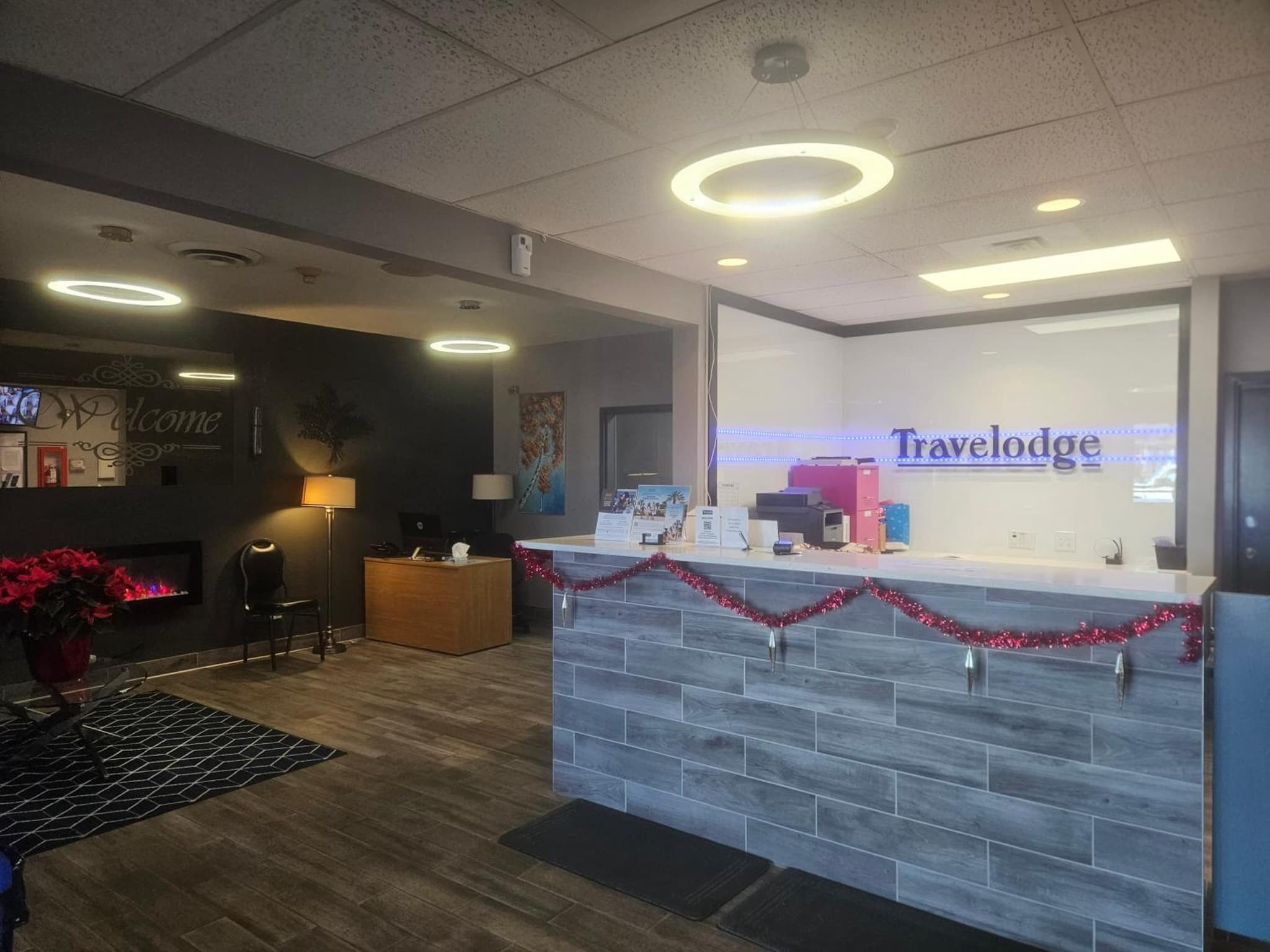 Travelodge by Wyndham Brandon photo 2