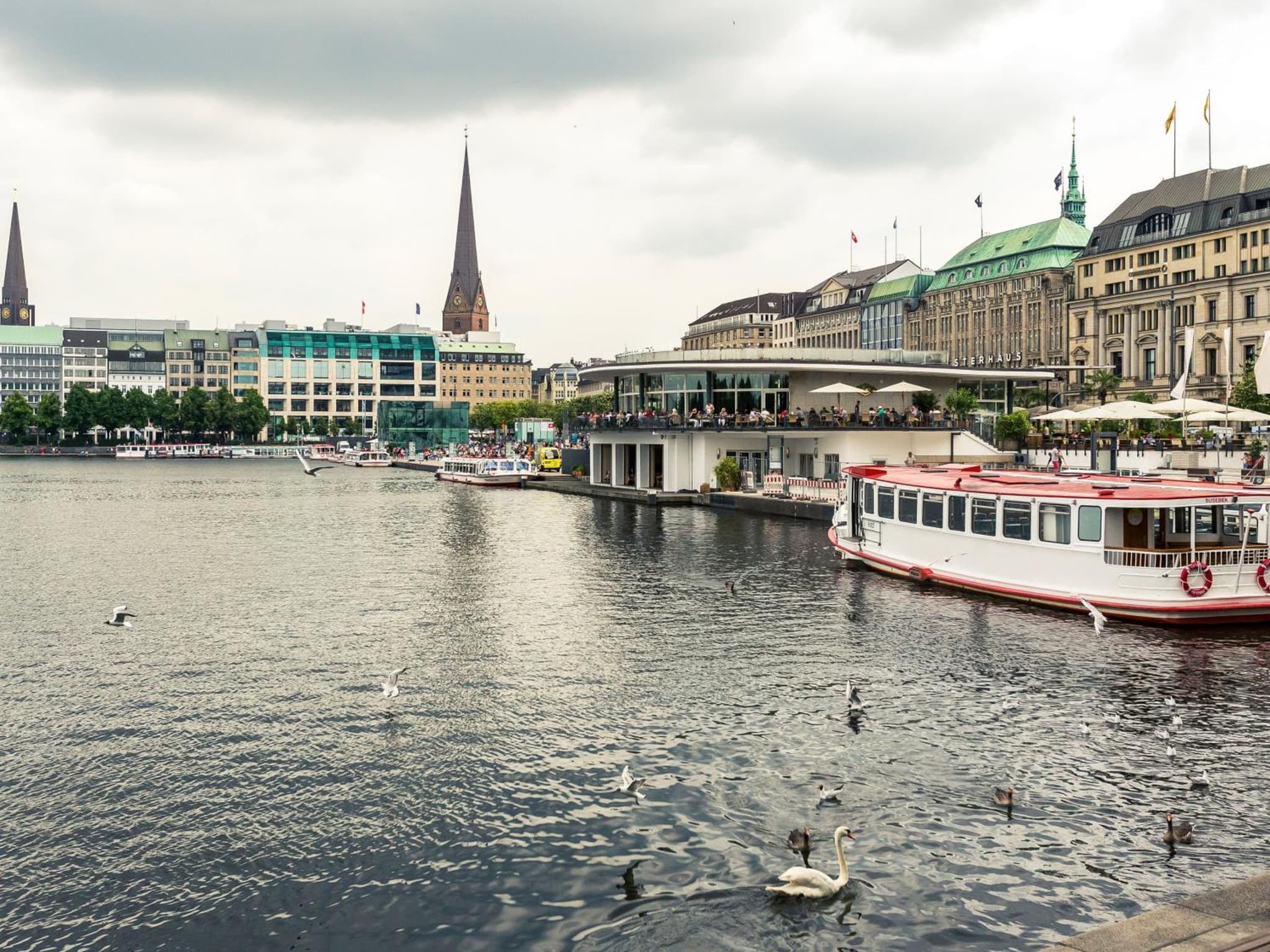 Novotel Hamburg Central Station photo 6
