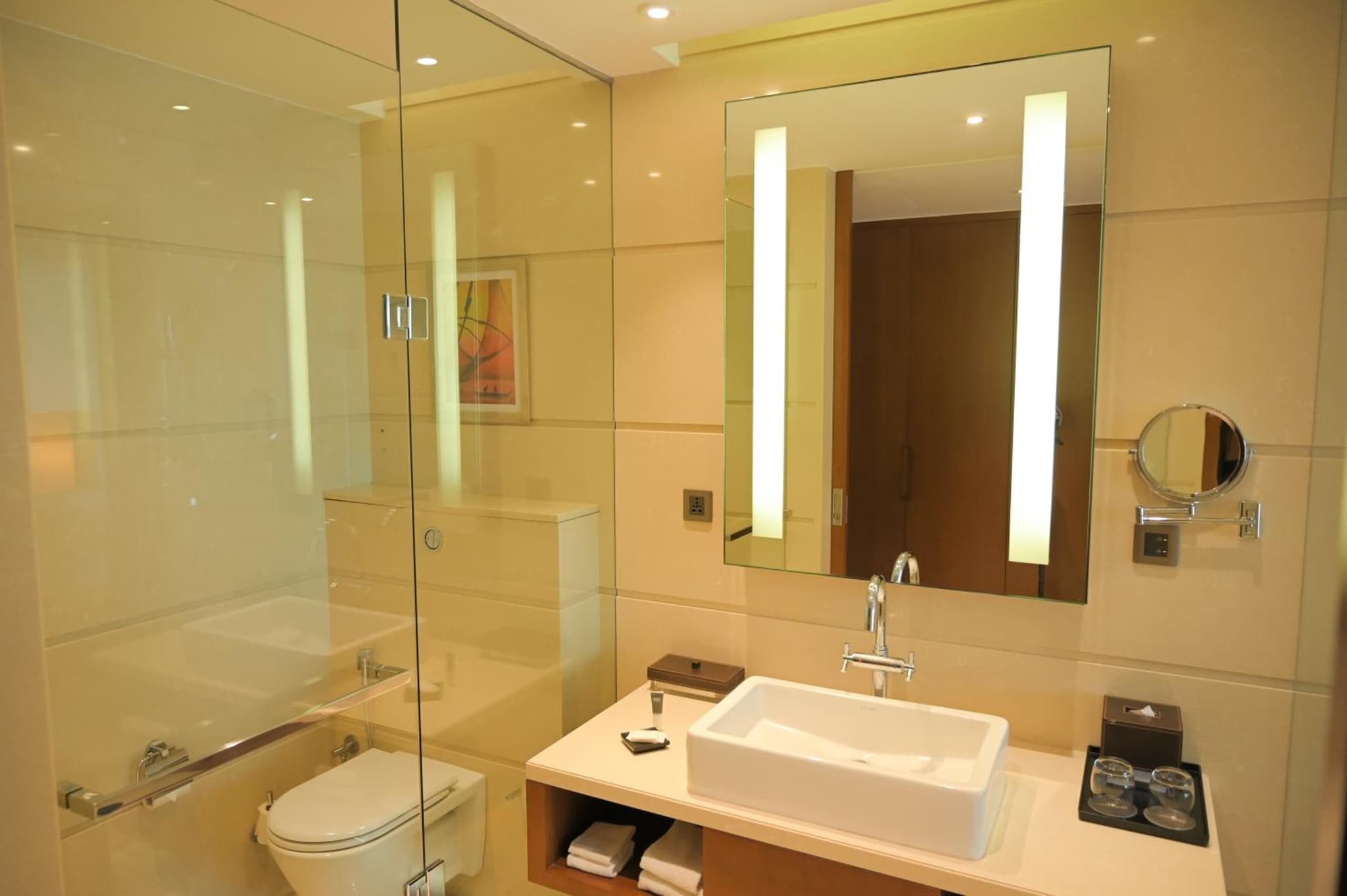 Courtyard by Marriott Kochi Airport photo 6