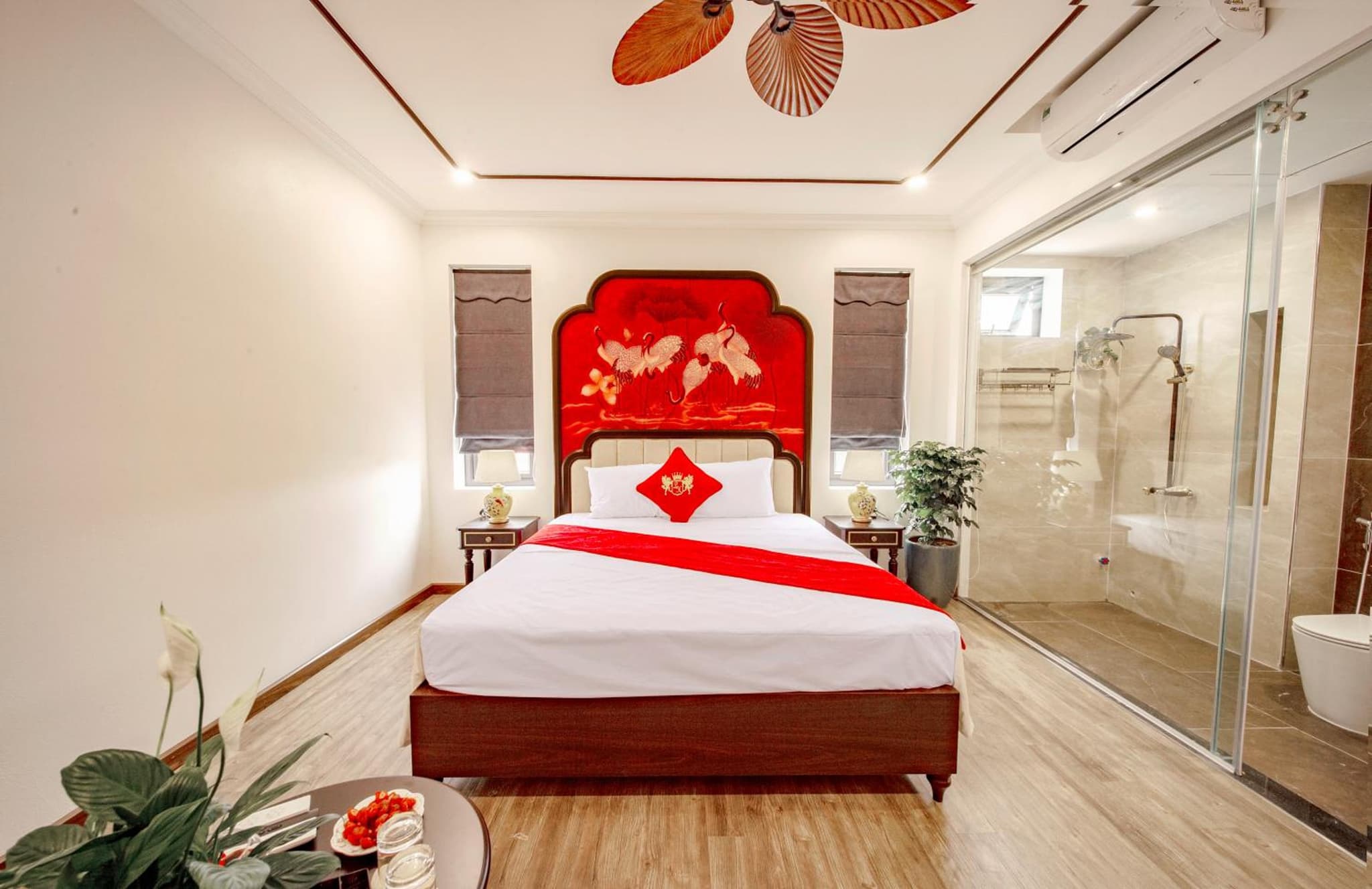 Lake Hotel Sóc Sơn photo 9