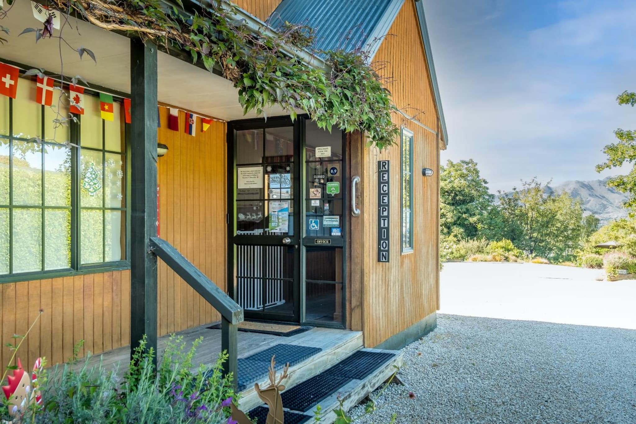 Alpine Garden Motel photo 6