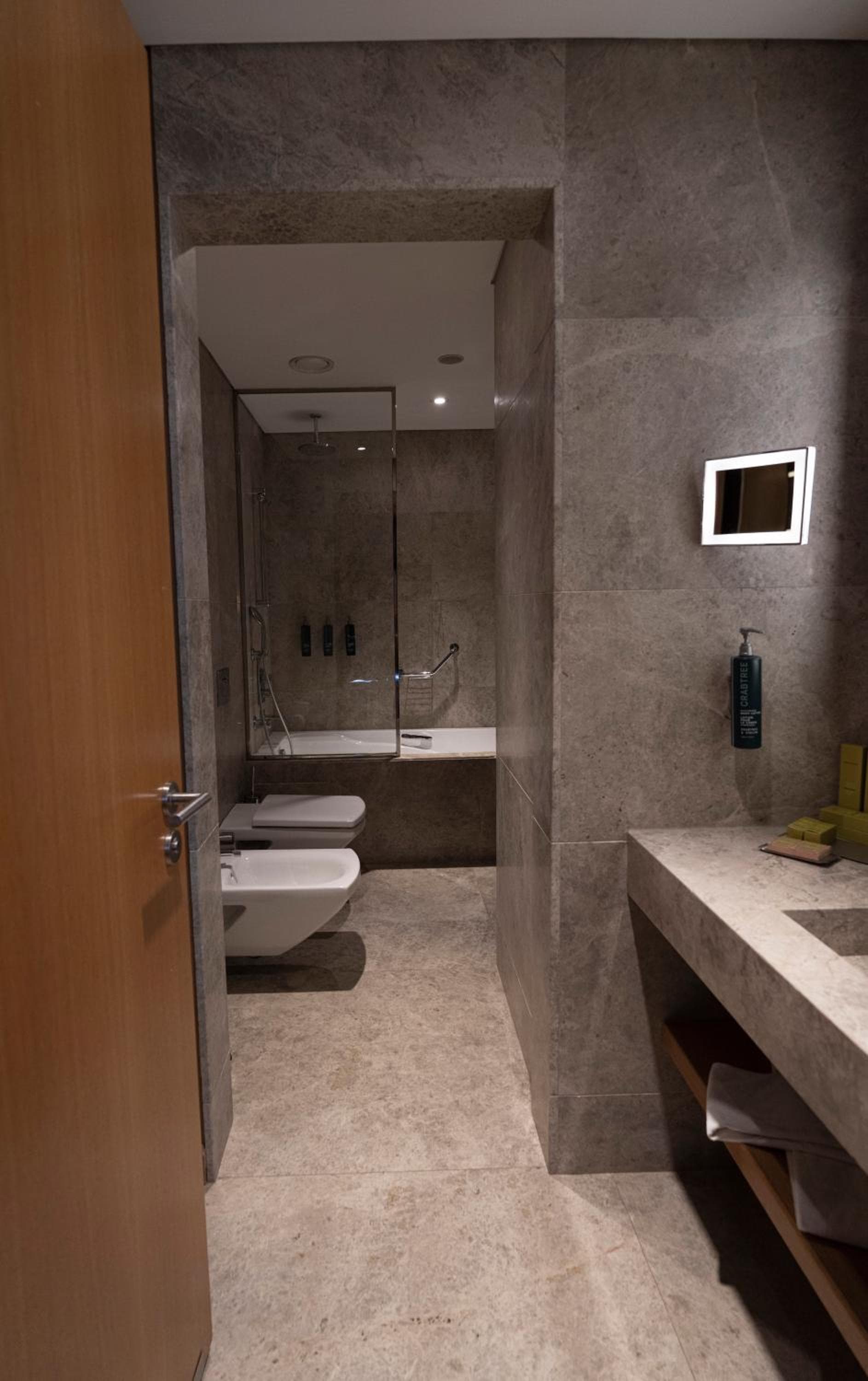 DoubleTree by Hilton Istanbul-Avcilar photo 2