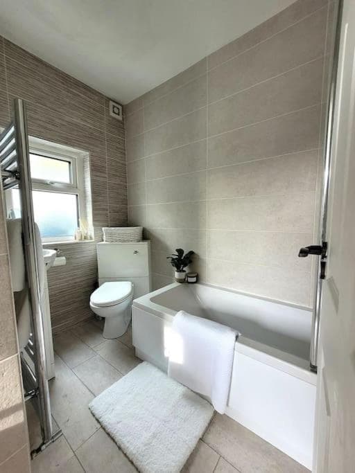 Killawalla Cottage, Westport. photo 9