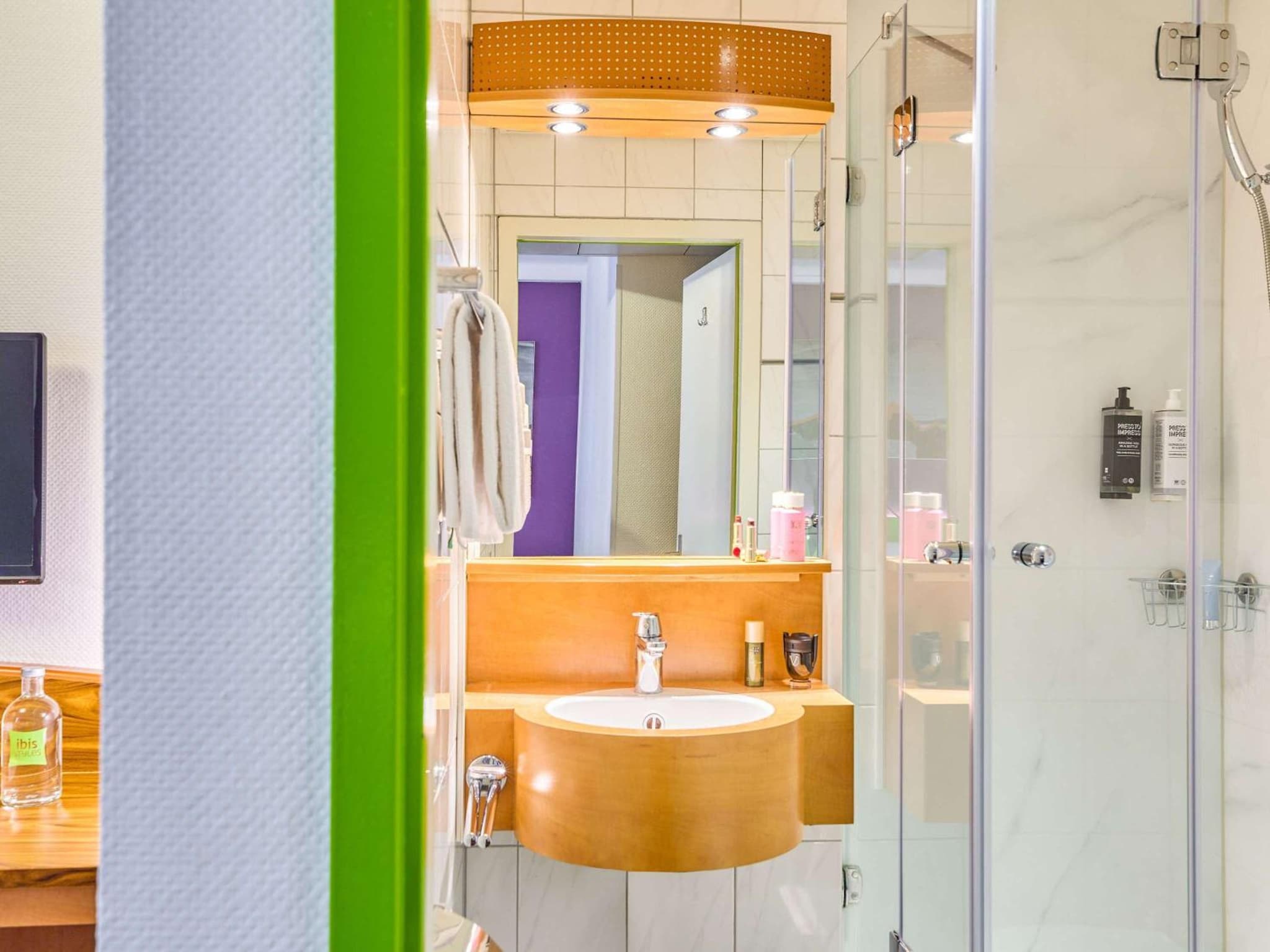 ibis Styles Luzern photo 8