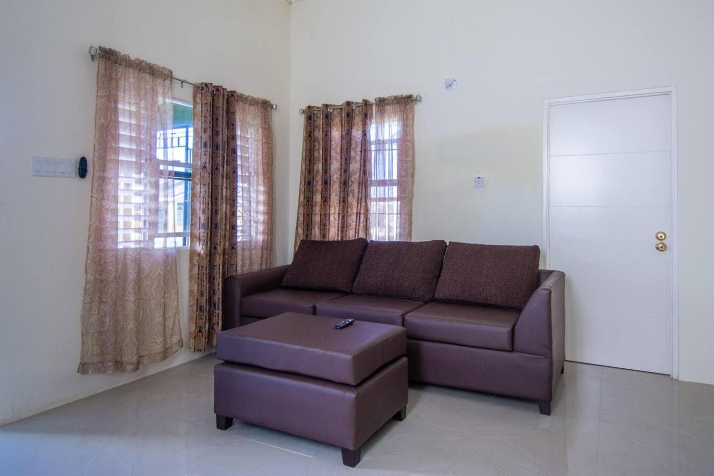 Captivating 2-Bed House in Falmouth photo 2