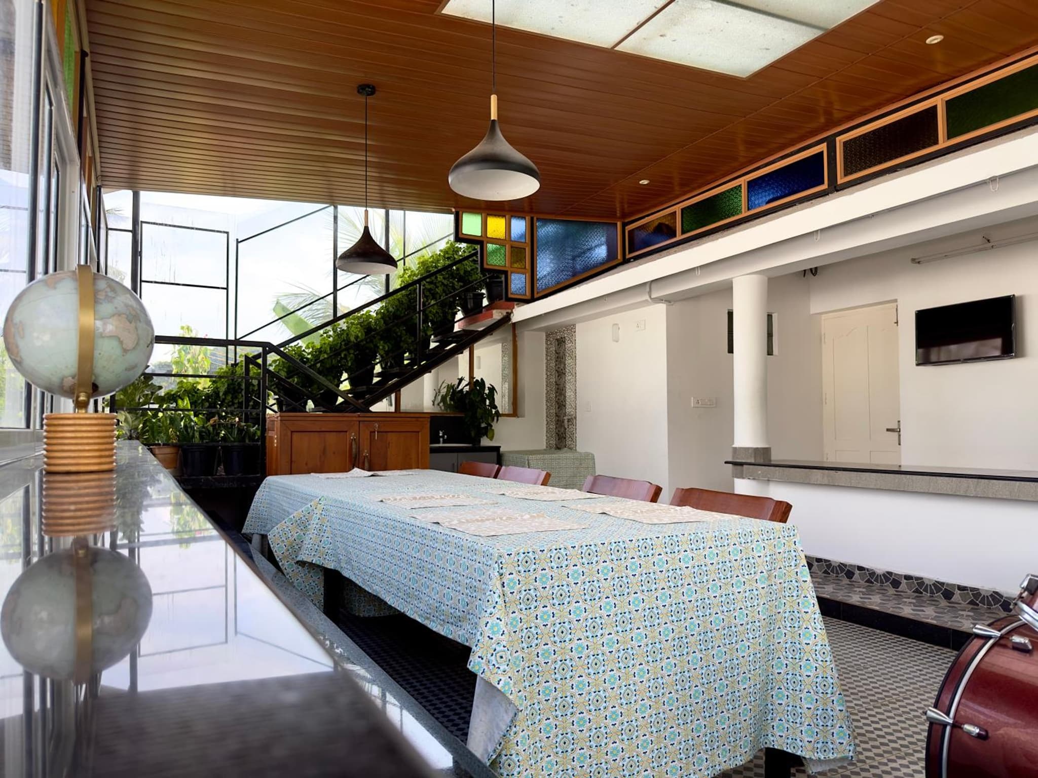 dining