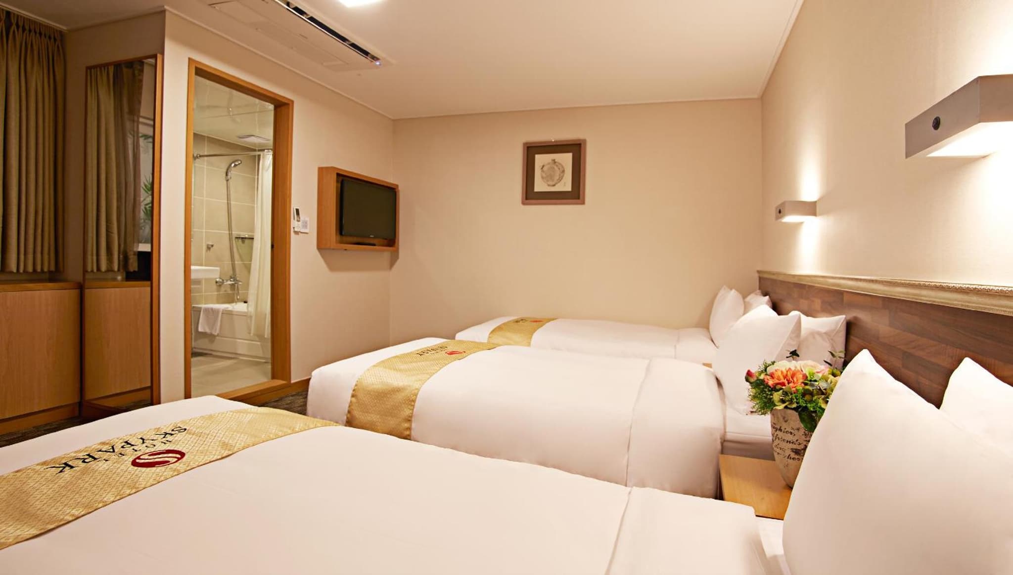 Hotel Skypark Myeongdong 1 photo 9