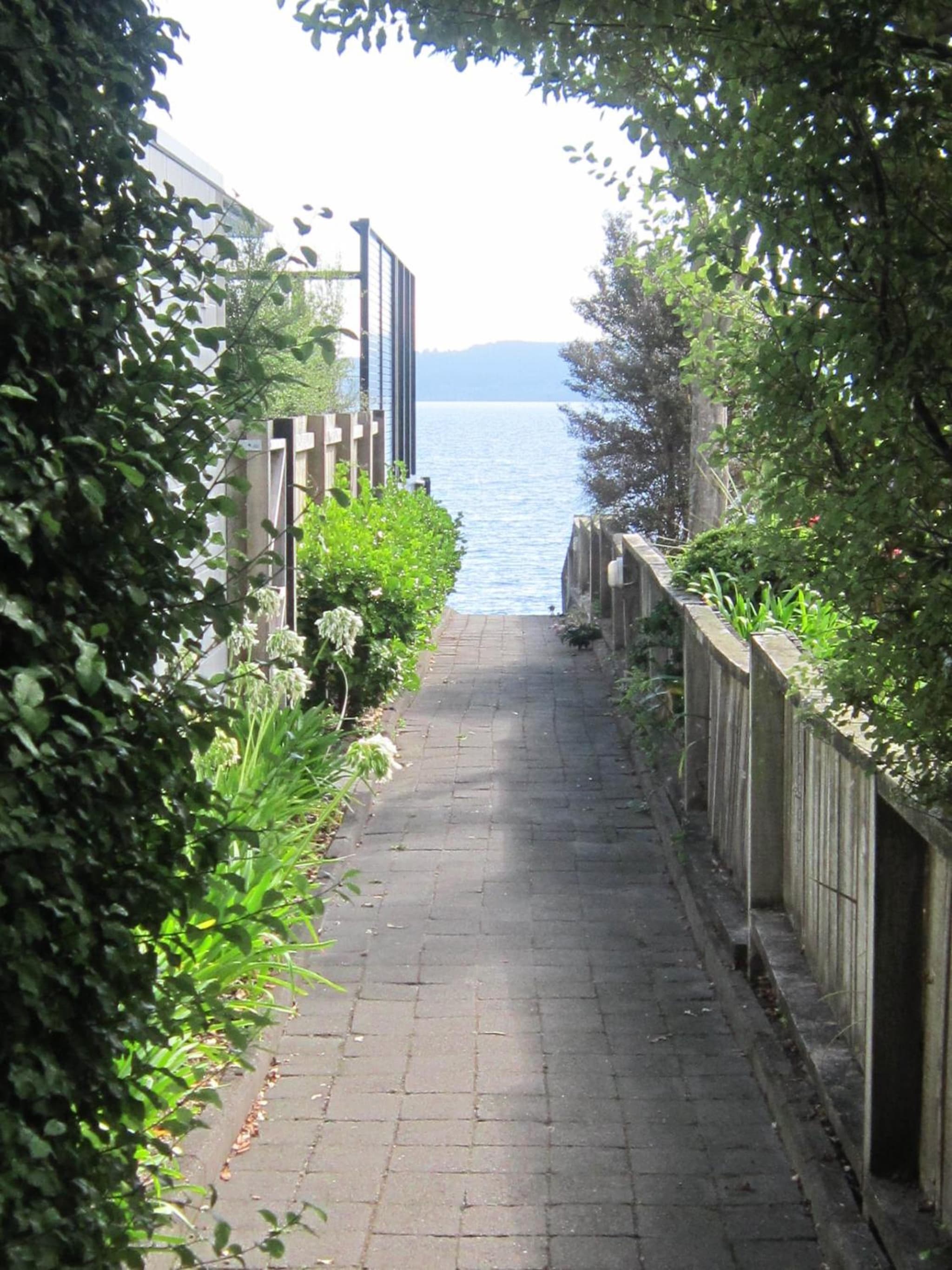 Cottage Mews Motel photo 3