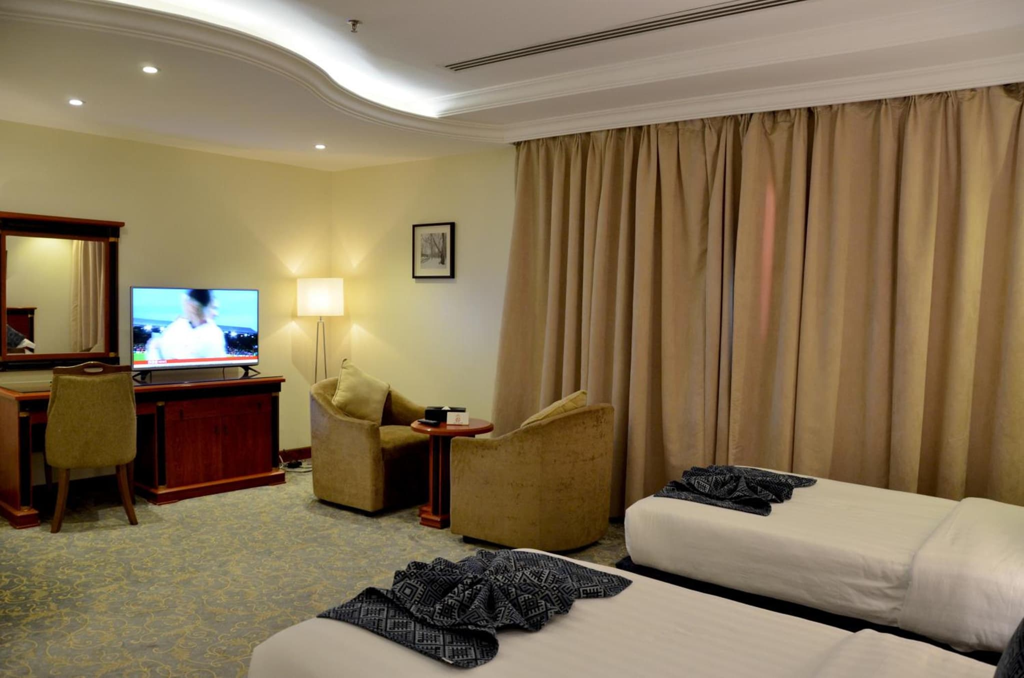 Crown Tower Hotel photo 9